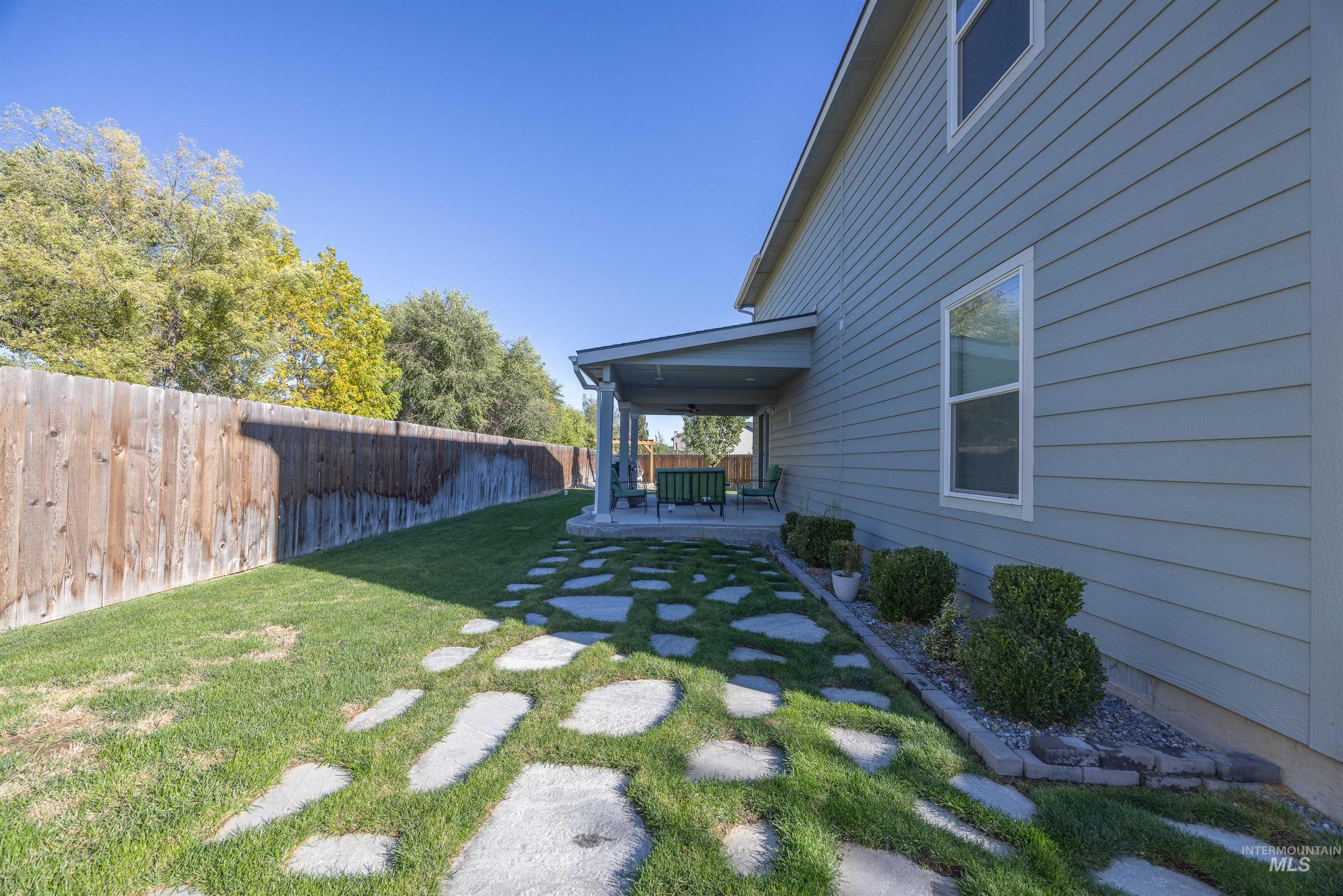 6877 S Cheshire Ave, Boise, Idaho 83709, 4 Bedrooms, 2.5 Bathrooms, Residential For Sale, Price $539,900, 98925434