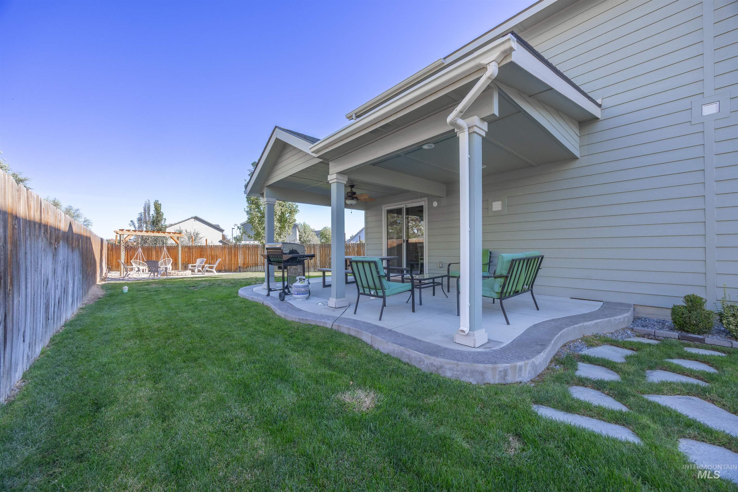 6877 S Cheshire Ave, Boise, Idaho 83709, 4 Bedrooms, 2.5 Bathrooms, Residential For Sale, Price $539,900, 98925434