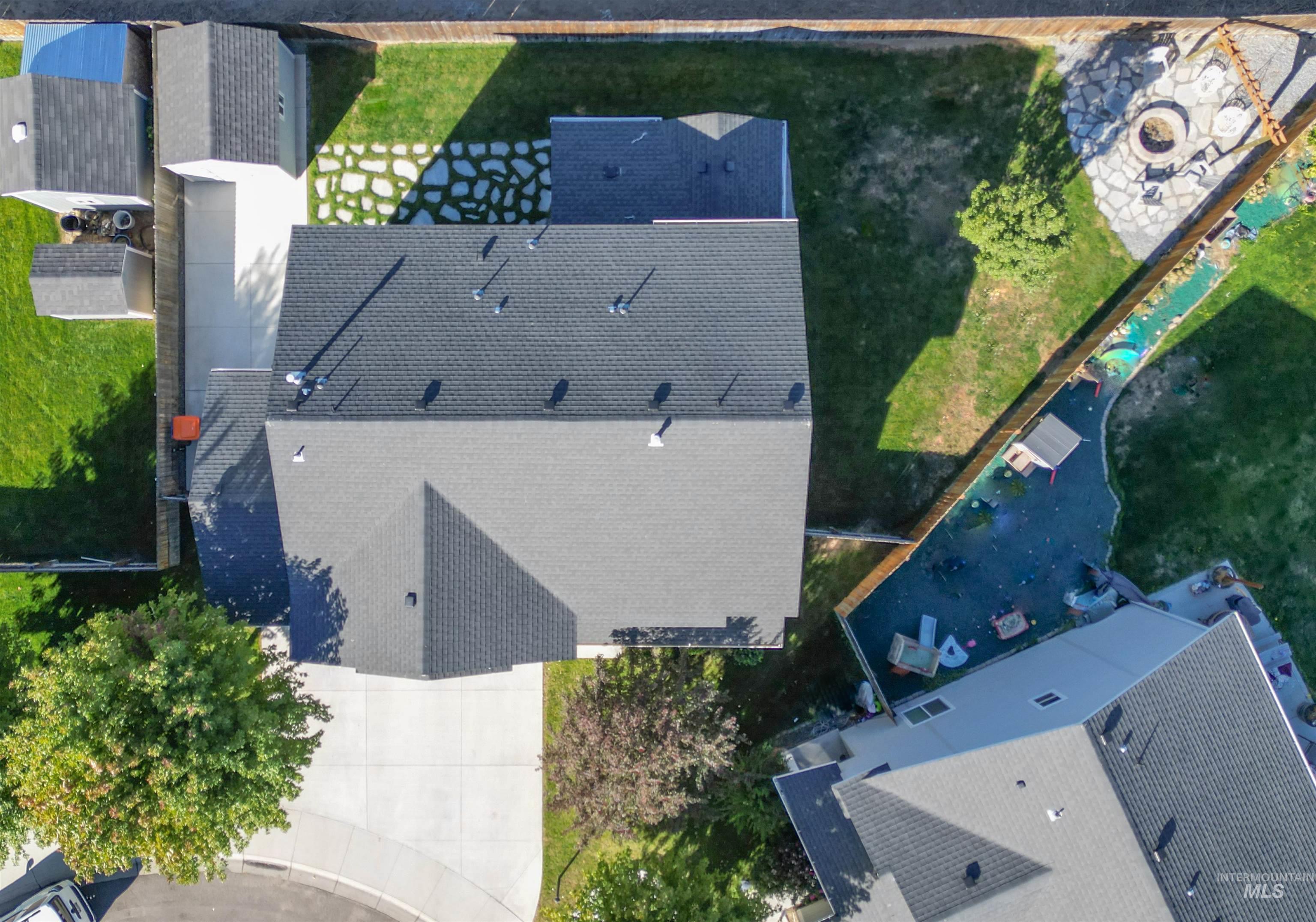 6877 S Cheshire Ave, Boise, Idaho 83709, 4 Bedrooms, 2.5 Bathrooms, Residential For Sale, Price $539,900, 98925434