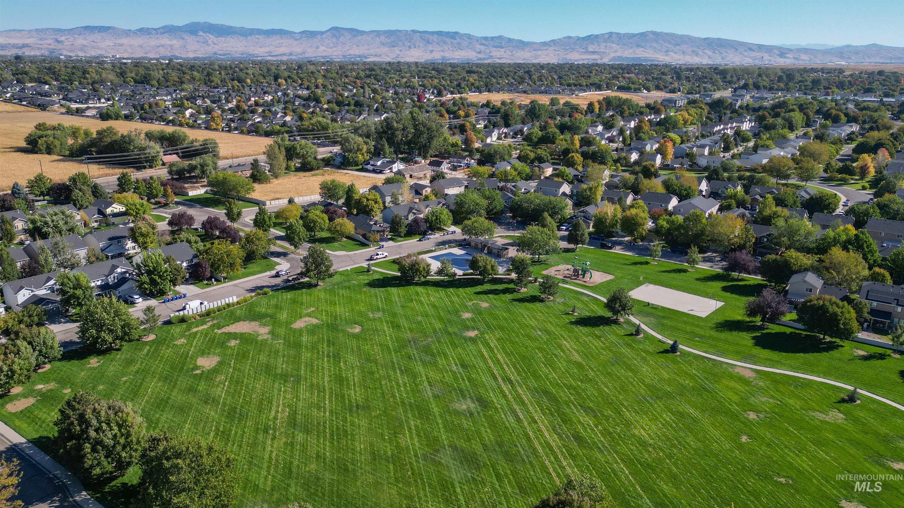 6877 S Cheshire Ave, Boise, Idaho 83709, 4 Bedrooms, 2.5 Bathrooms, Residential For Sale, Price $539,900, 98925434