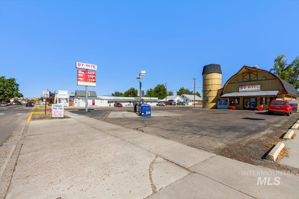 702 S Washington Ave, Emmett, Idaho 83617, Business/Commercial For Sale, Price $840,000, 98925435