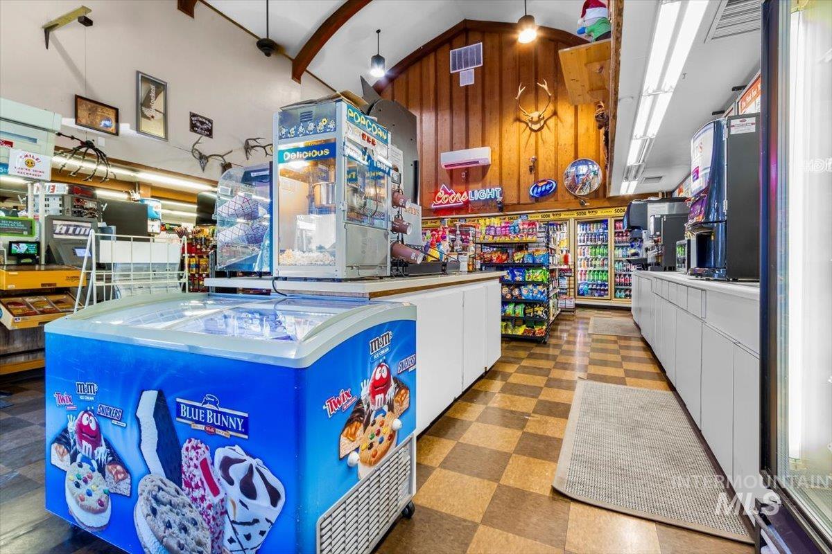 702 S Washington Ave, Emmett, Idaho 83617, Business/Commercial For Sale, Price $840,000, 98925435