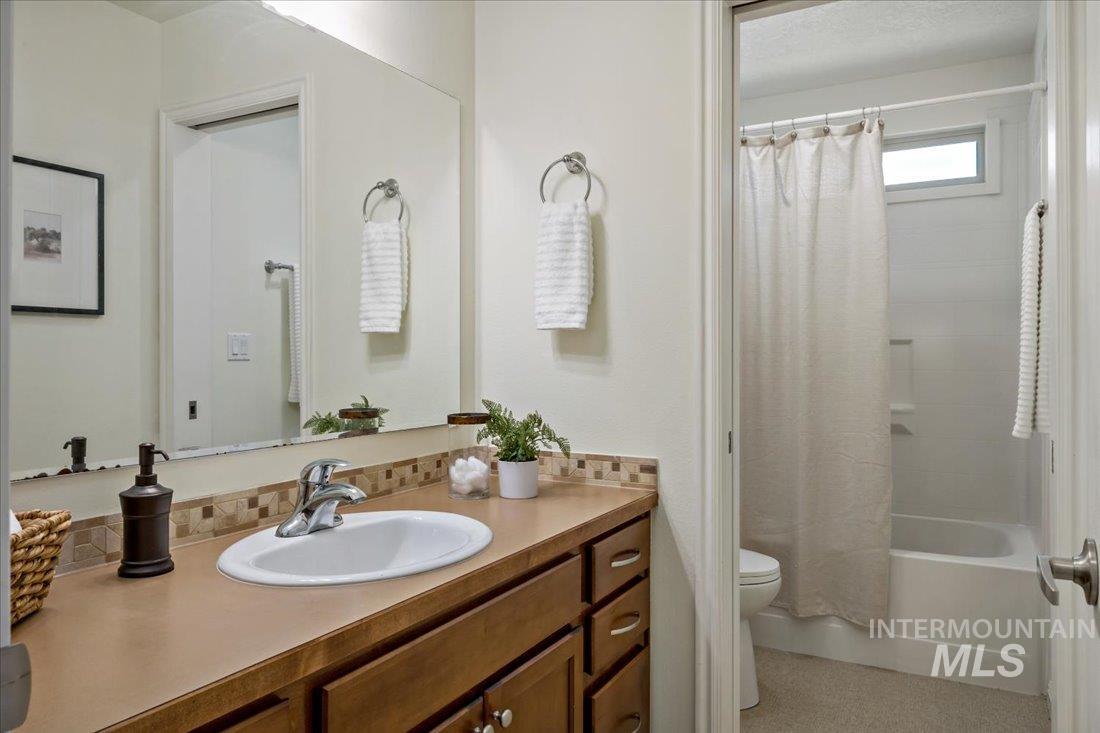 5843 N Morpheus Way, Meridian, Idaho 83646, 4 Bedrooms, 3 Bathrooms, Residential For Sale, Price $625,000, 98925437