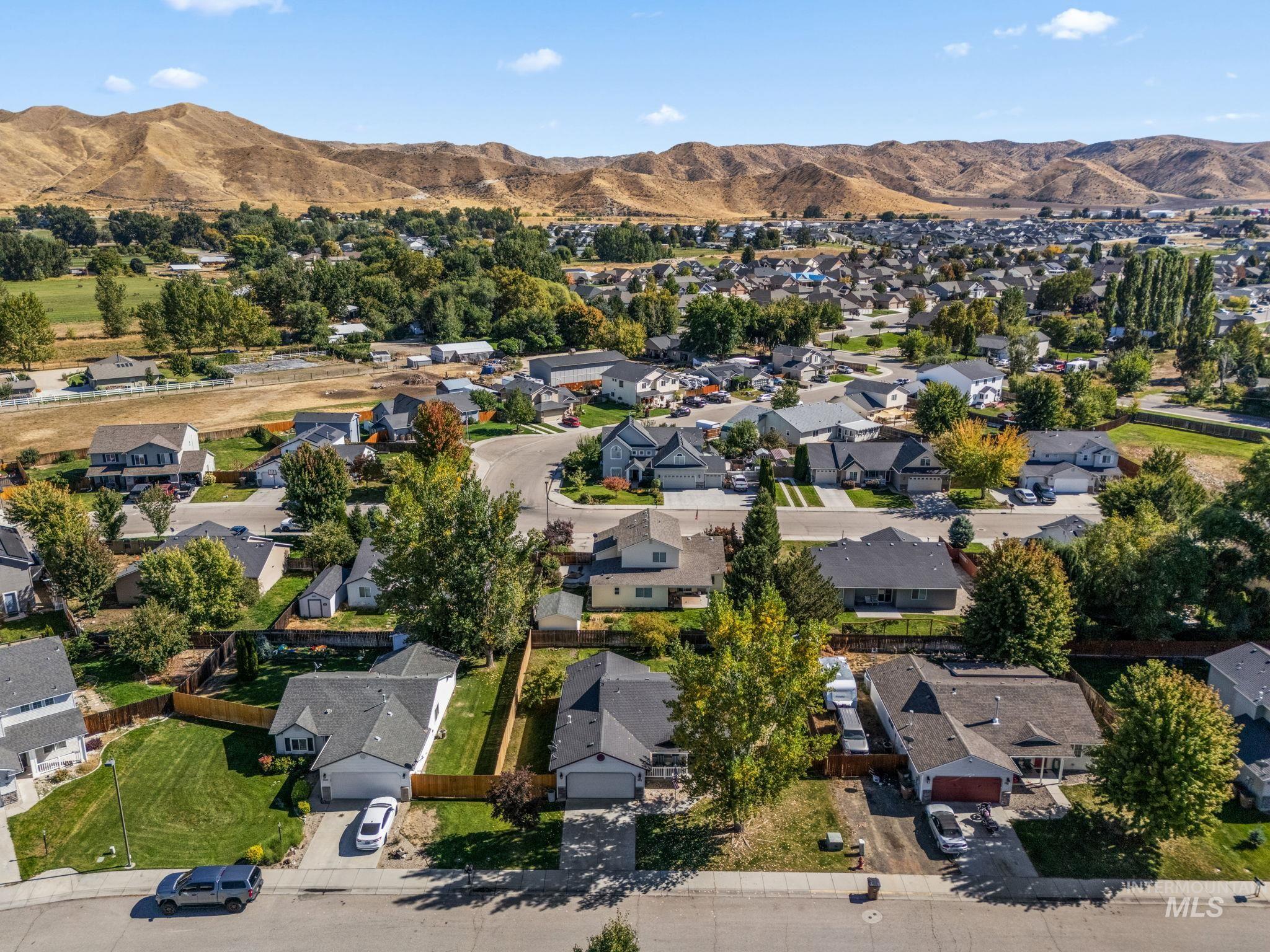 3013 Mimosa Ln, Emmett, Idaho 83617, 3 Bedrooms, 2 Bathrooms, Residential For Sale, Price $359,900, 98925443