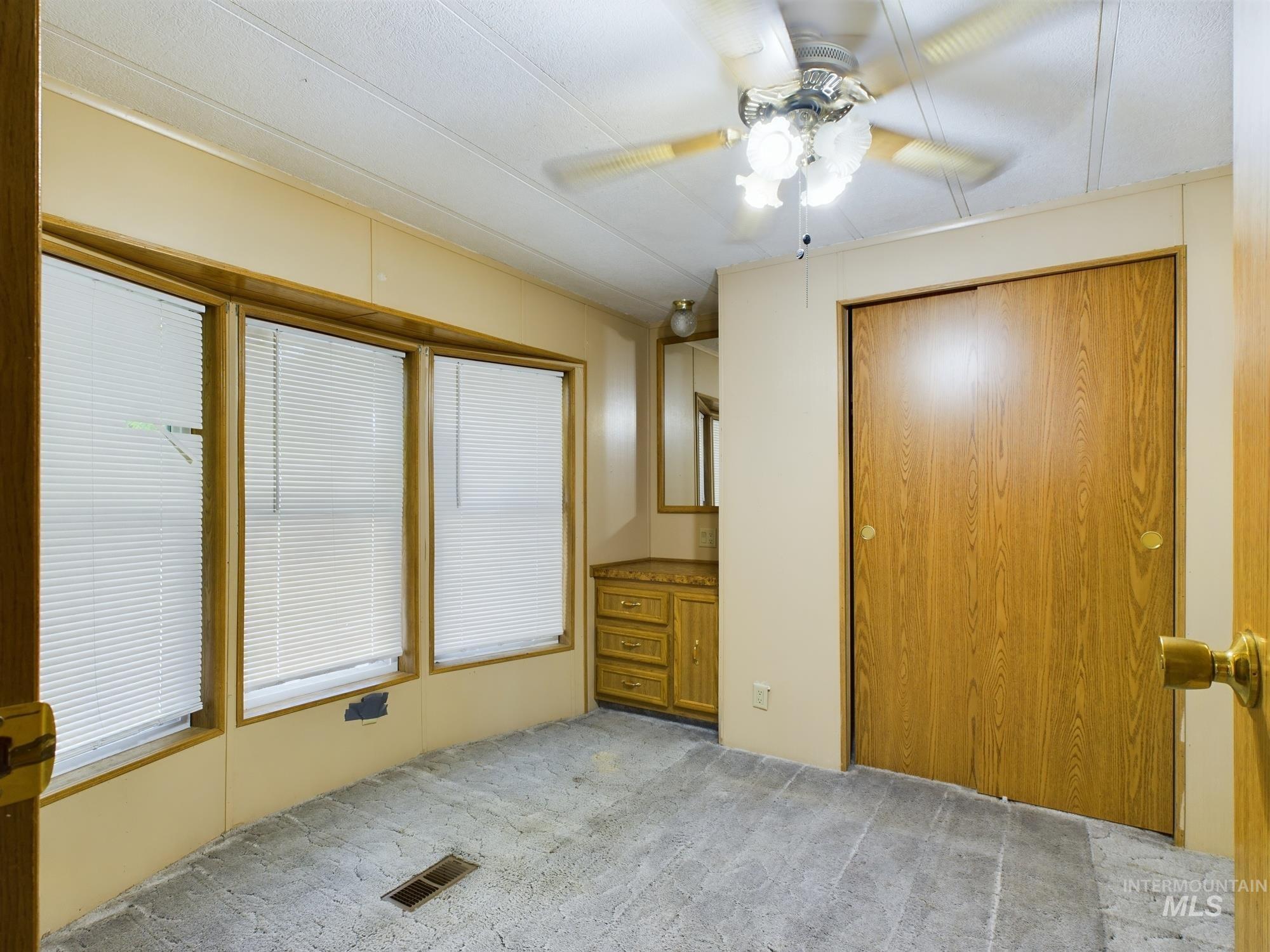 204 S Garden Court, Lewiston, Idaho 83501, 3 Bedrooms, 2 Bathrooms, Residential For Sale, Price $247,000, 98925447
