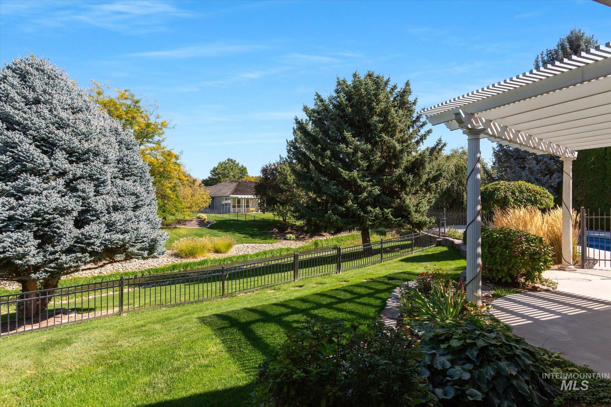 2300 SE 5th Way, Meridian, Idaho 83642, 3 Bedrooms, 2.5 Bathrooms, Residential For Sale, Price $719,900, 98925450