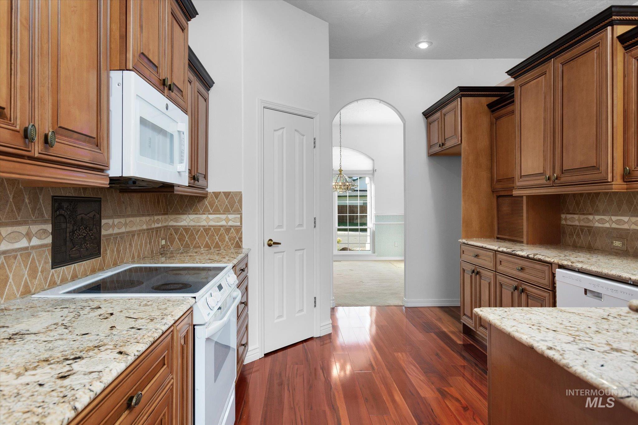 2300 SE 5th Way, Meridian, Idaho 83642, 3 Bedrooms, 2.5 Bathrooms, Residential For Sale, Price $719,900, 98925450