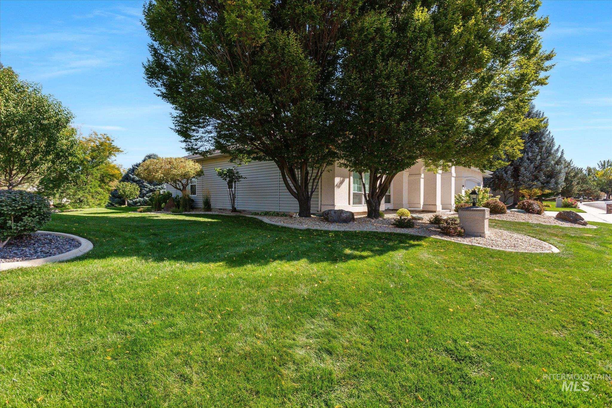 2300 SE 5th Way, Meridian, Idaho 83642, 3 Bedrooms, 2.5 Bathrooms, Residential For Sale, Price $719,900, 98925450