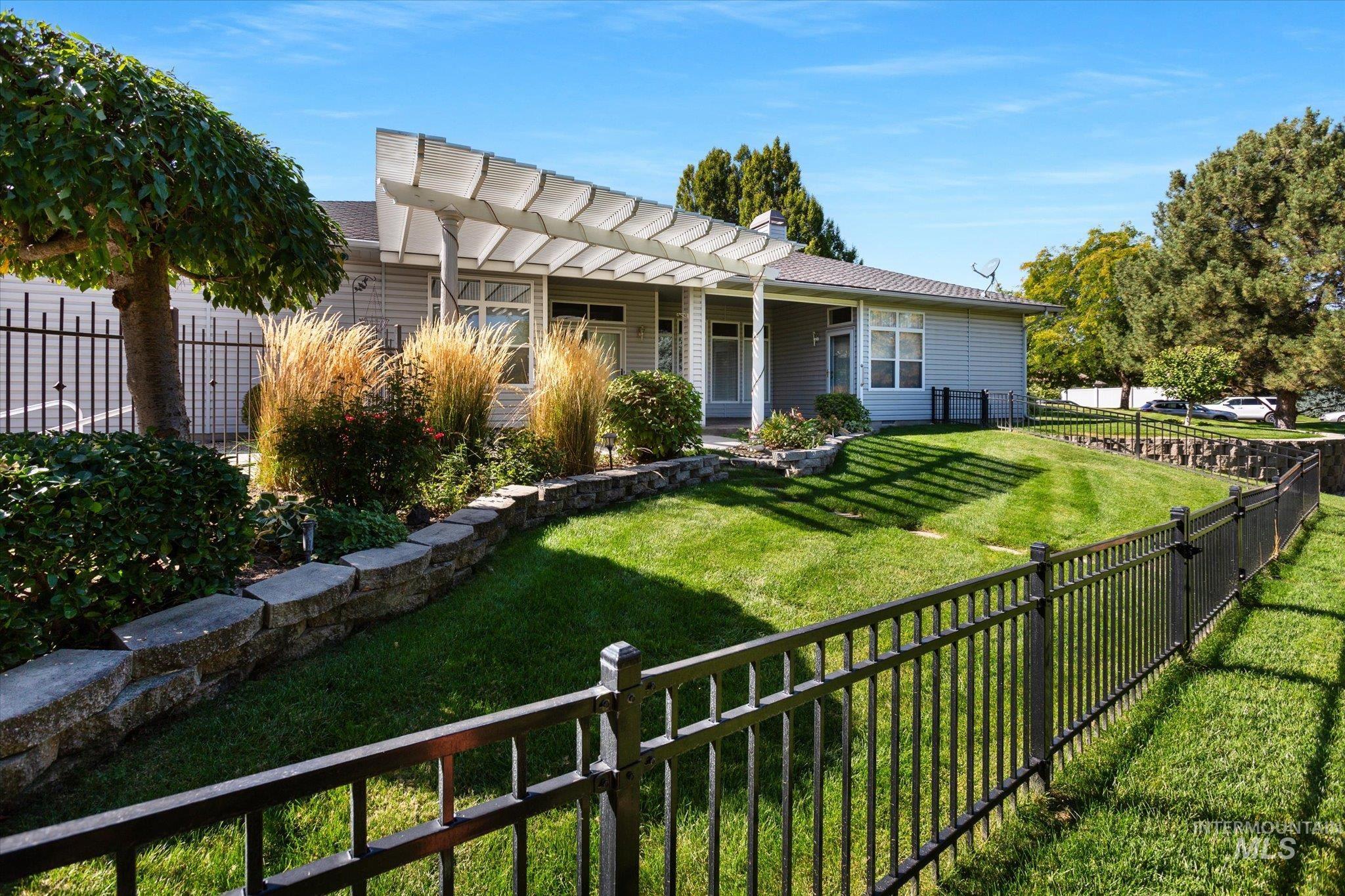 2300 SE 5th Way, Meridian, Idaho 83642, 3 Bedrooms, 2.5 Bathrooms, Residential For Sale, Price $719,900, 98925450