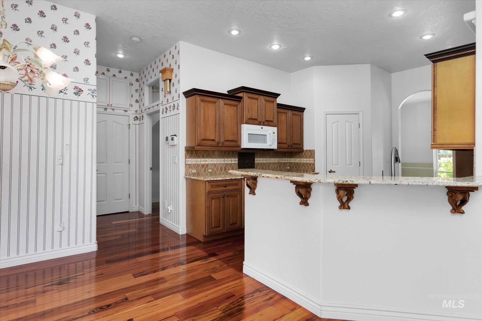 2300 SE 5th Way, Meridian, Idaho 83642, 3 Bedrooms, 2.5 Bathrooms, Residential For Sale, Price $719,900, 98925450
