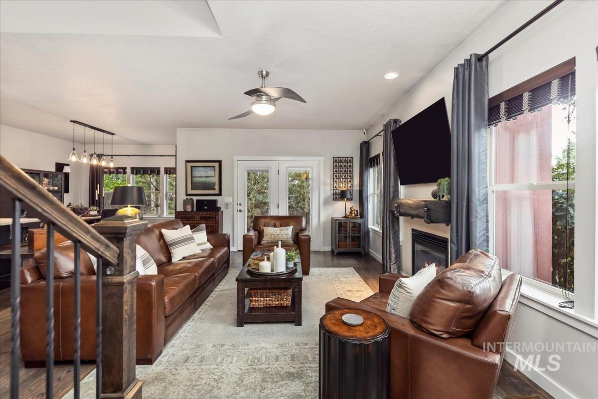 2294 S Gekeler Ln, Boise, Idaho 83706, 3 Bedrooms, 2.5 Bathrooms, Residential Income For Sale, Price $549,900, 98925455