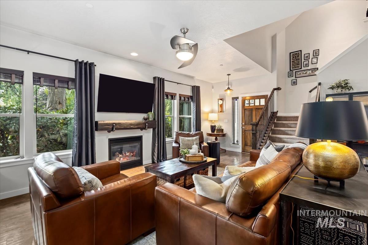 2294 S Gekeler Ln, Boise, Idaho 83706, 3 Bedrooms, 2.5 Bathrooms, Residential Income For Sale, Price $549,900, 98925455