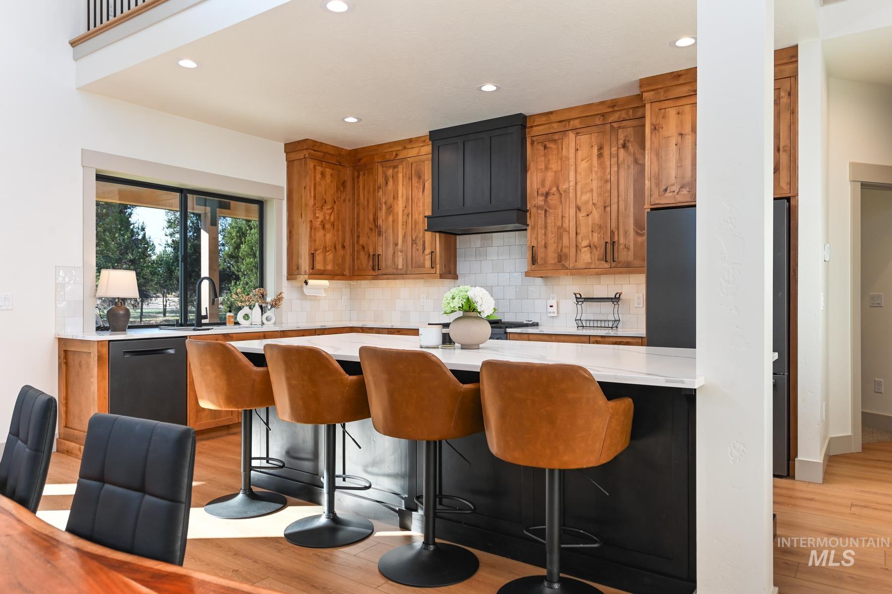 201 W Jug Road, McCall, Idaho 83638, 3 Bedrooms, 3.5 Bathrooms, Residential For Sale, Price $1,825,000, 98925457