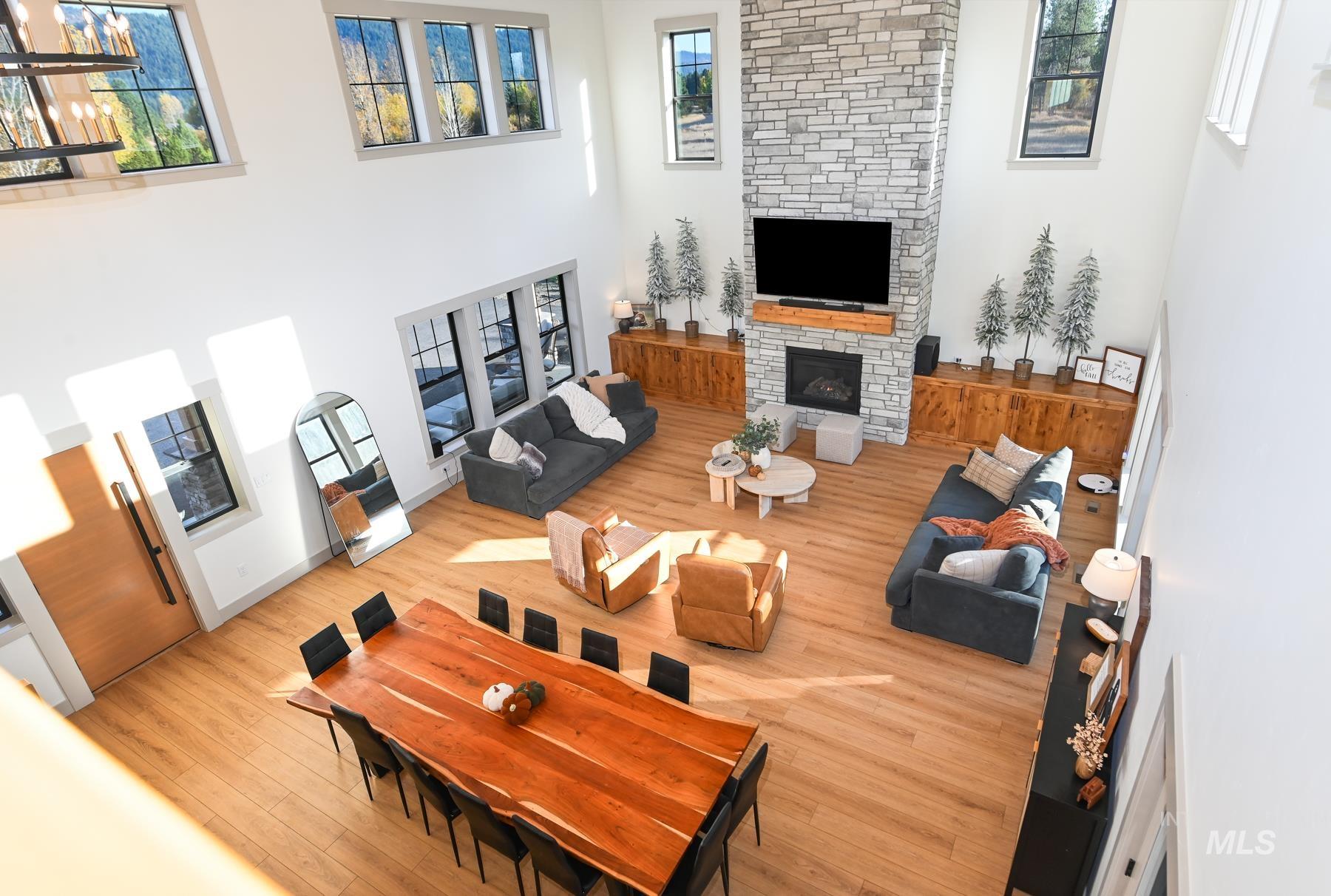 201 W Jug Road, McCall, Idaho 83638, 3 Bedrooms, 3.5 Bathrooms, Residential For Sale, Price $1,825,000, 98925457