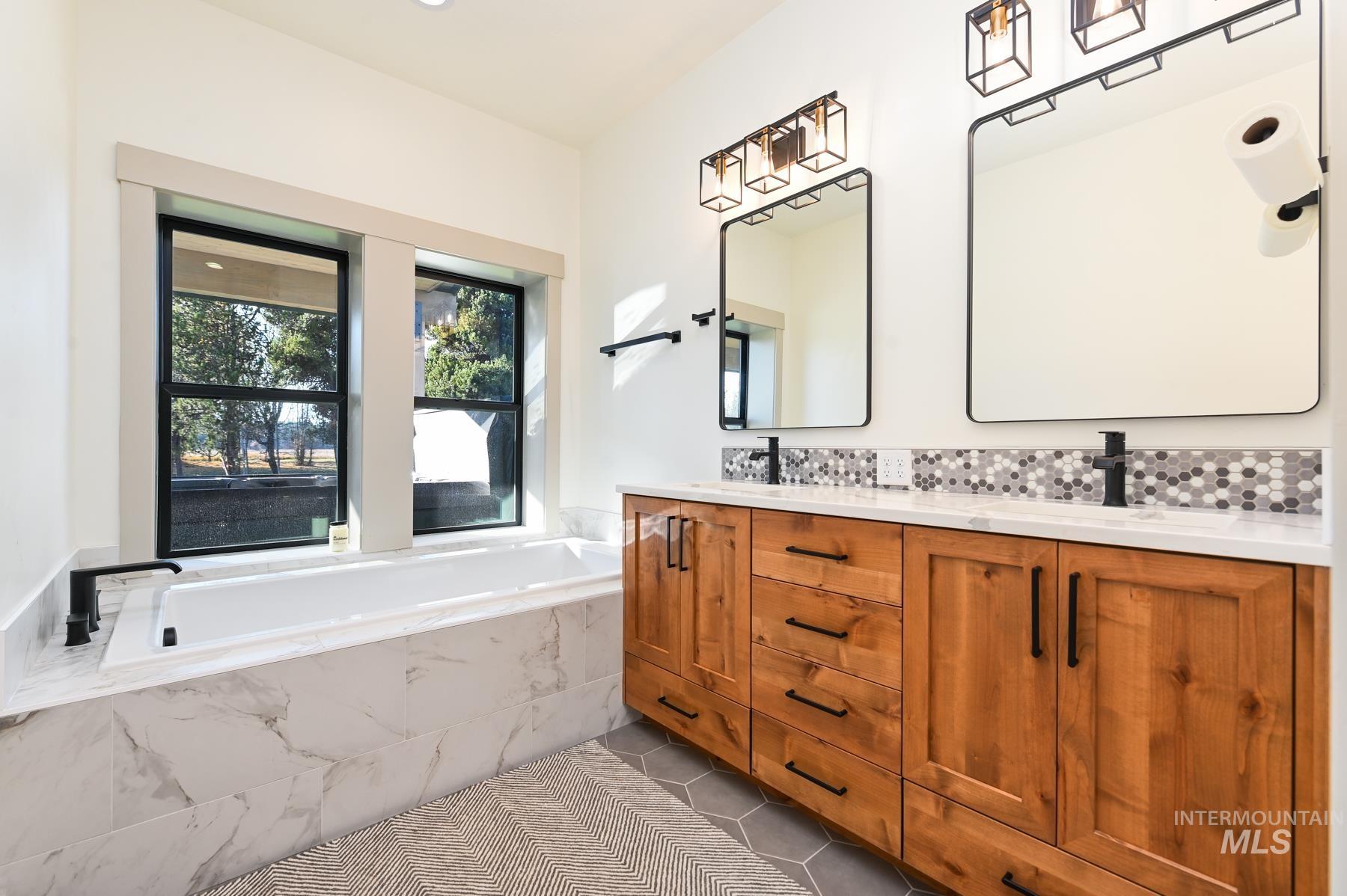 201 W Jug Road, McCall, Idaho 83638, 3 Bedrooms, 3.5 Bathrooms, Residential For Sale, Price $1,825,000, 98925457