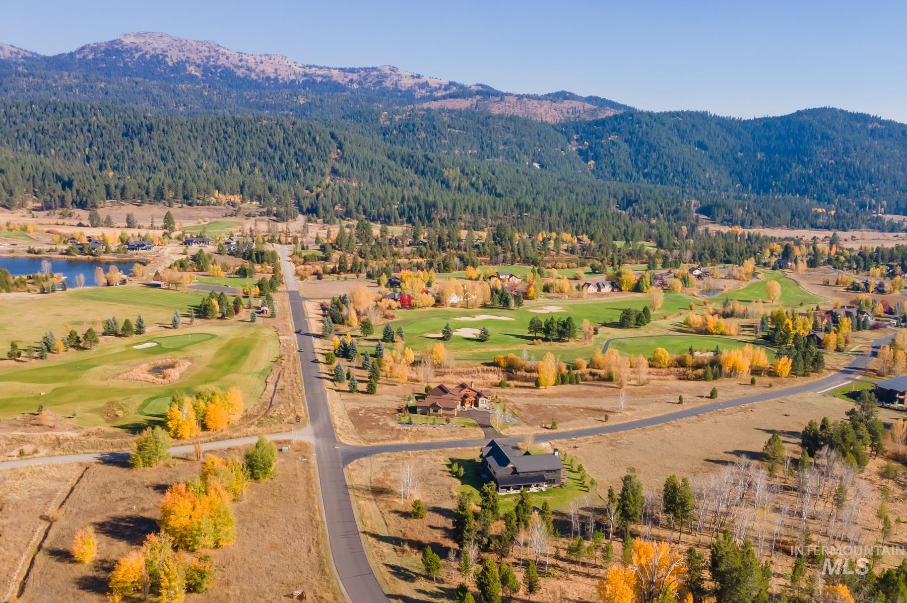 201 W Jug Road, McCall, Idaho 83638, 3 Bedrooms, 3.5 Bathrooms, Residential For Sale, Price $1,825,000, 98925457