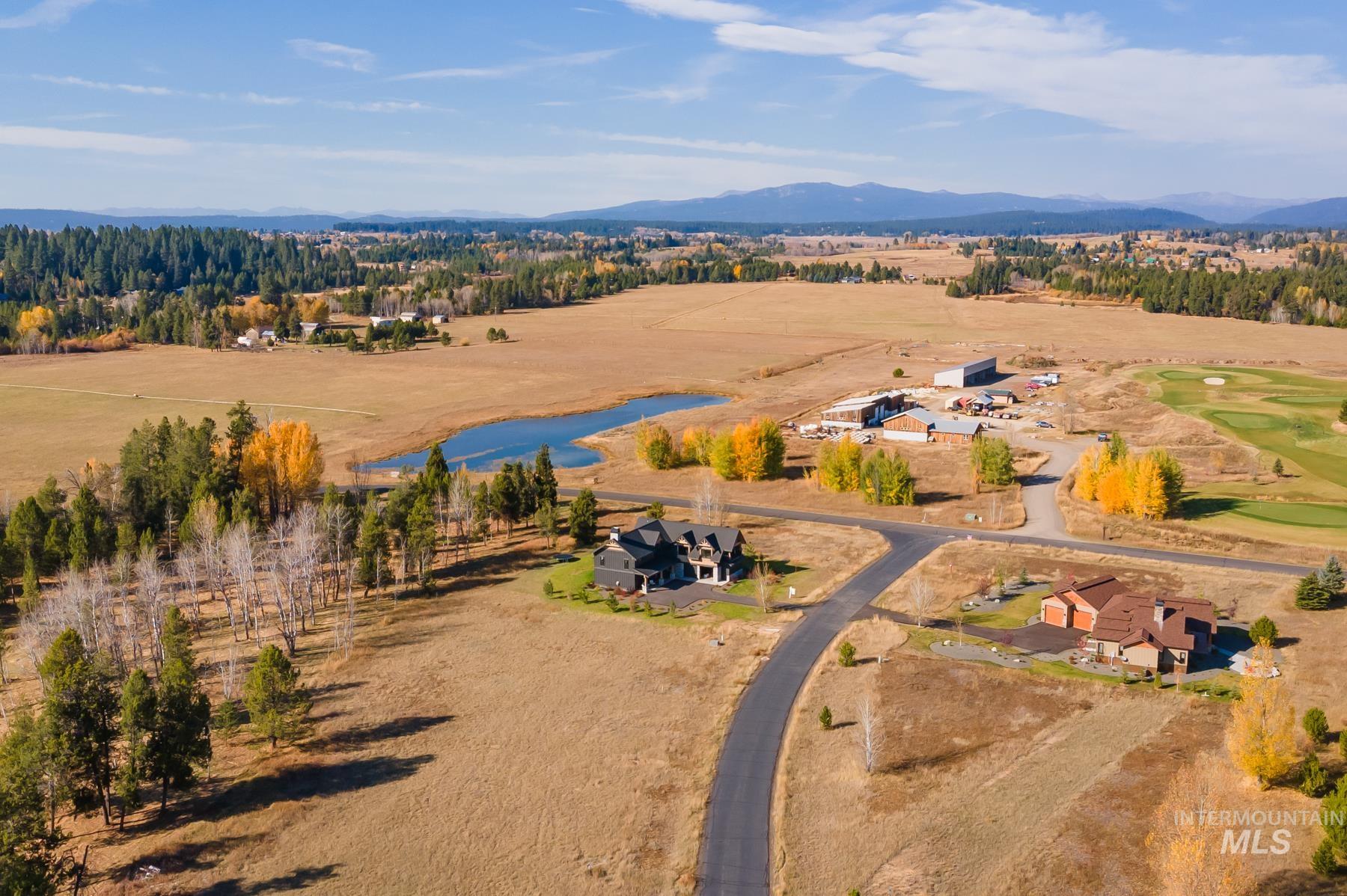 201 W Jug Road, McCall, Idaho 83638, 3 Bedrooms, 3.5 Bathrooms, Residential For Sale, Price $1,825,000, 98925457