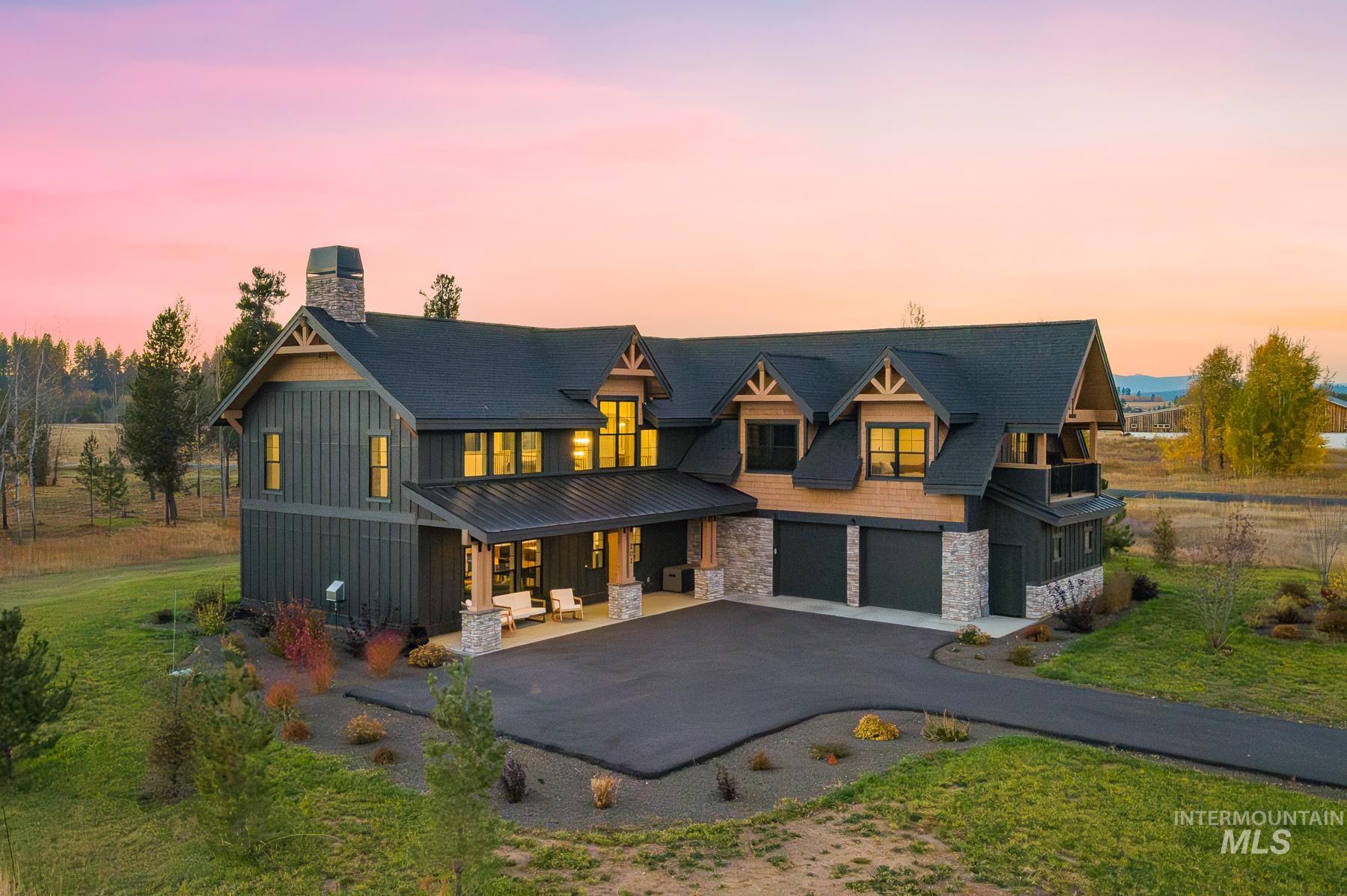 201 W Jug Road, McCall, Idaho 83638, 3 Bedrooms, 3.5 Bathrooms, Residential For Sale, Price $1,825,000, 98925457