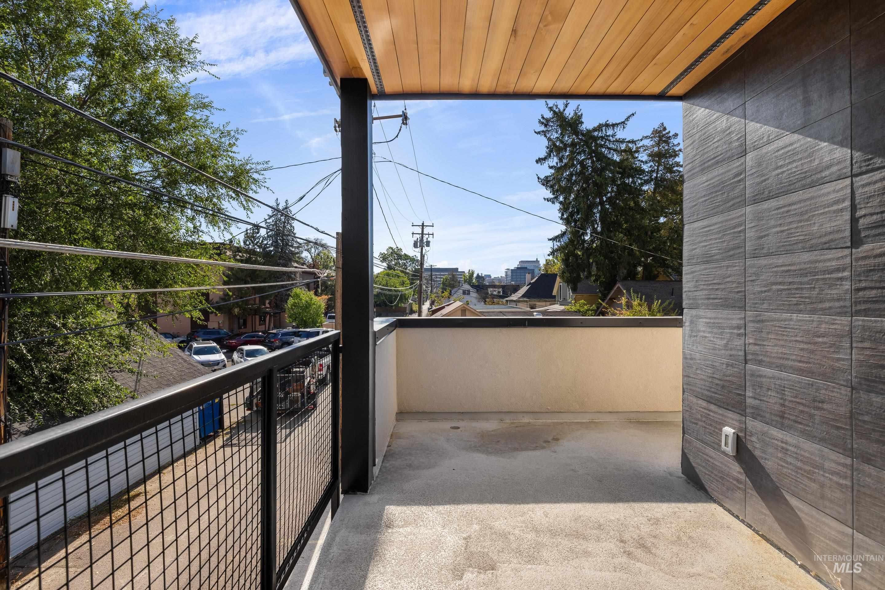 1620 W Bannock St, Boise, Idaho 83702, 2 Bedrooms, 2 Bathrooms, Residential For Sale, Price $719,900, 98925458