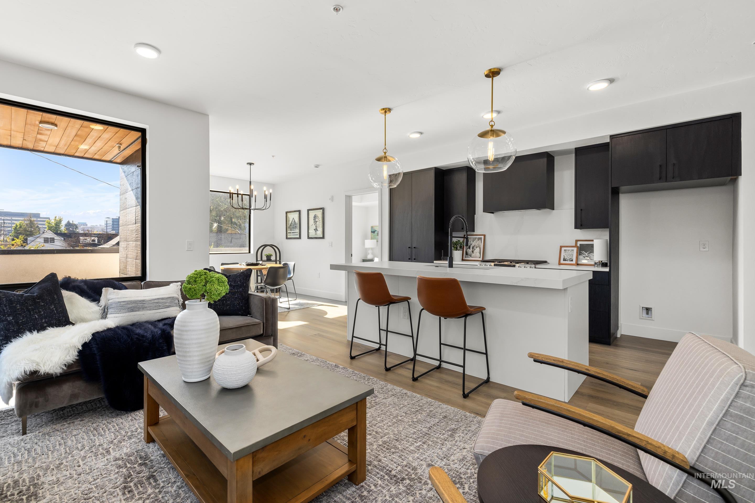 1620 W Bannock St, Boise, Idaho 83702, 2 Bedrooms, 2 Bathrooms, Residential For Sale, Price $719,900, 98925458