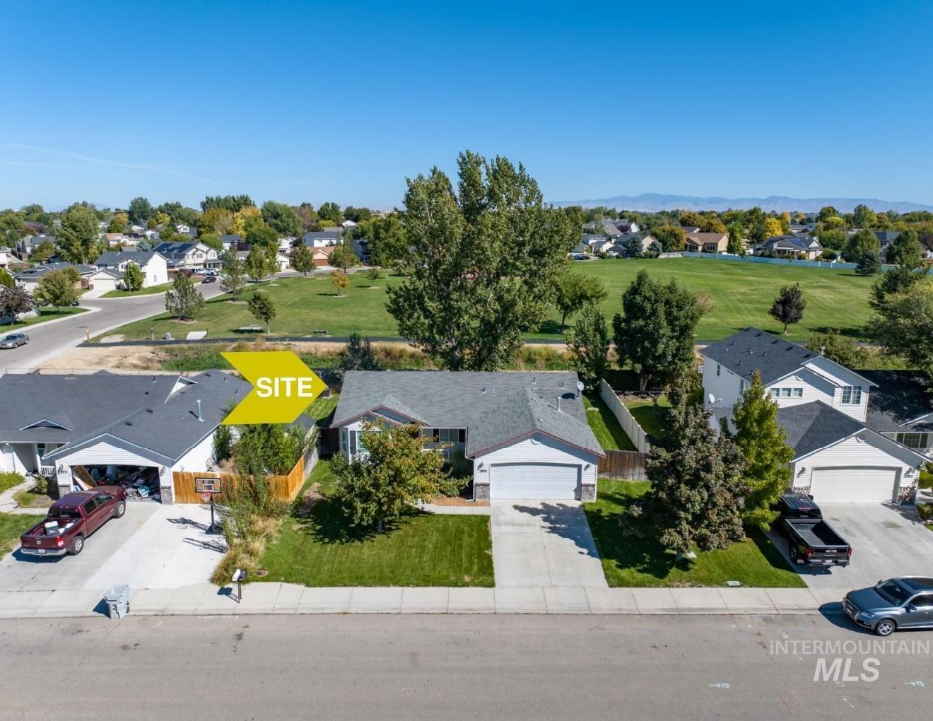 3806 E Clear Springs, Nampa, Idaho 83686, 3 Bedrooms, 2 Bathrooms, Residential For Sale, Price $274,900, 98925462