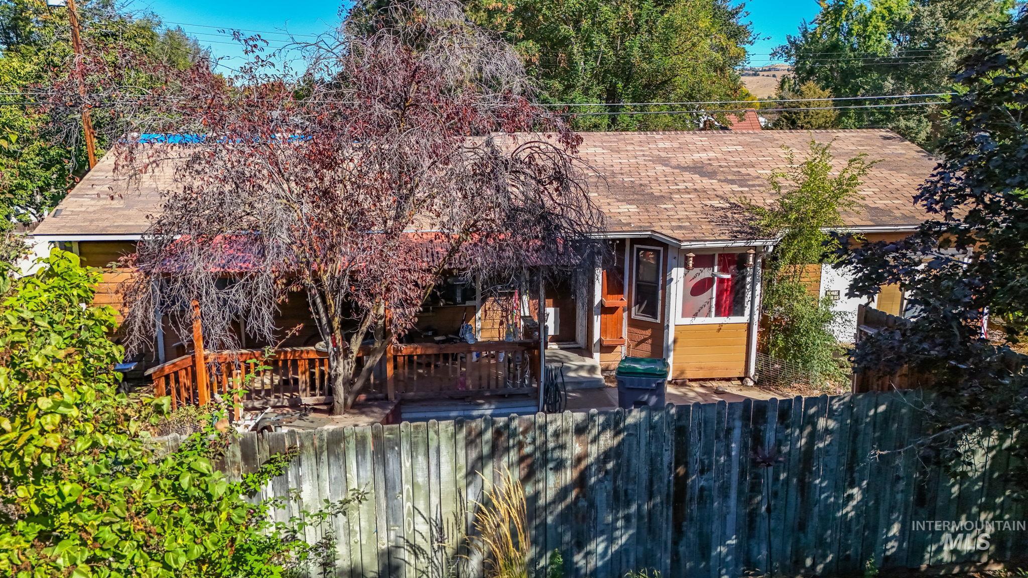 4742 W Willow Ln, Boise, Idaho 83703, 3 Bedrooms, 2 Bathrooms, Residential For Sale, Price $315,000, 98925464