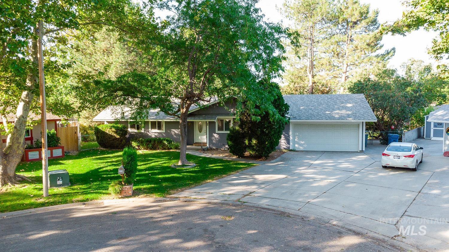 1119 W Holland Ave, Nampa, Idaho 83651, 4 Bedrooms, 1.5 Bathrooms, Residential For Sale, Price $349,900, 98925467