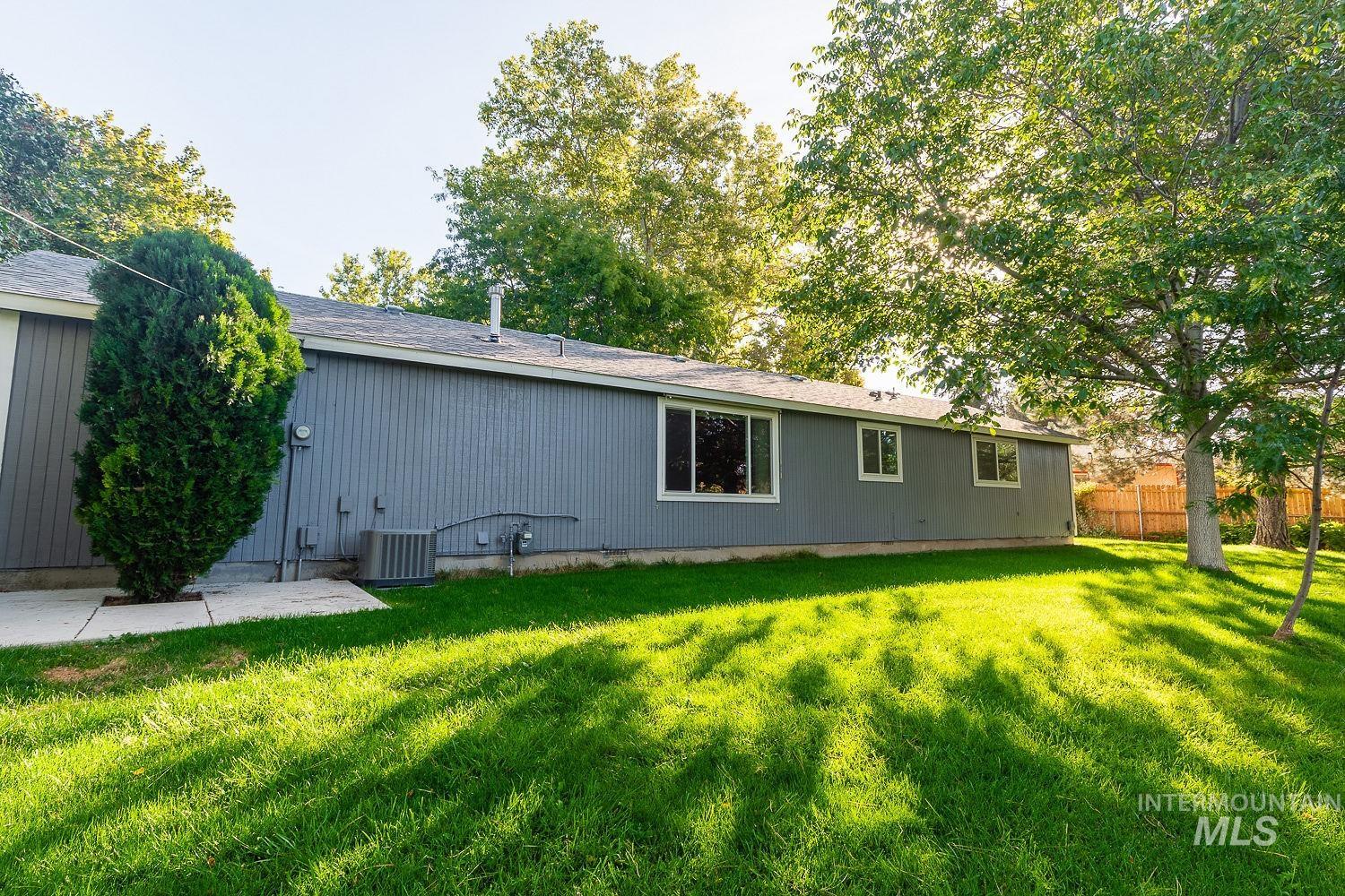 1119 W Holland Ave, Nampa, Idaho 83651, 4 Bedrooms, 1.5 Bathrooms, Residential For Sale, Price $349,900, 98925467