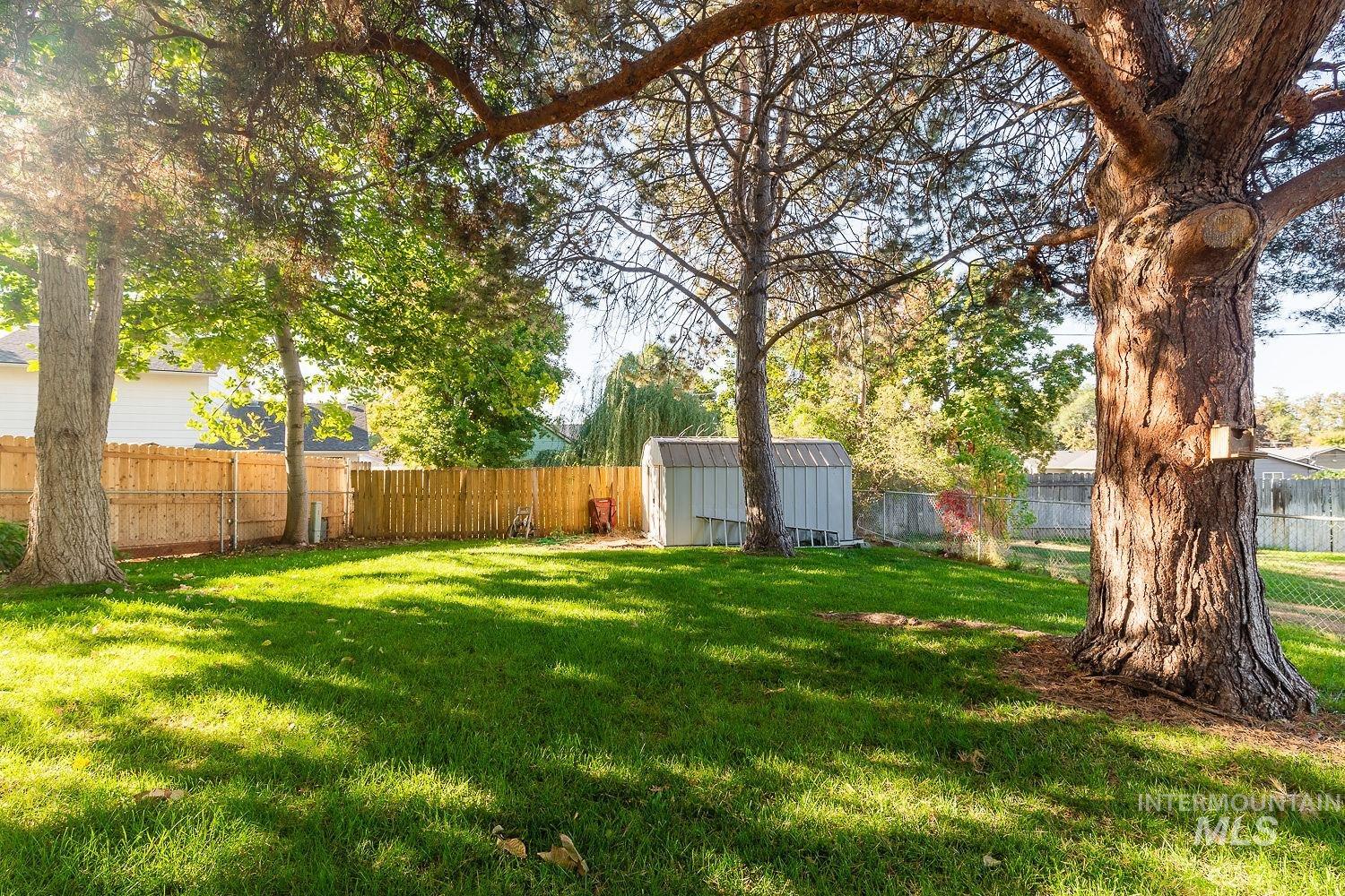 1119 W Holland Ave, Nampa, Idaho 83651, 4 Bedrooms, 1.5 Bathrooms, Residential For Sale, Price $349,900, 98925467