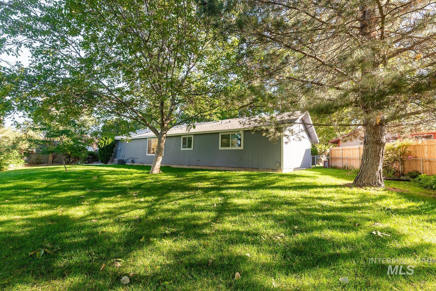 1119 W Holland Ave, Nampa, Idaho 83651, 4 Bedrooms, 1.5 Bathrooms, Residential For Sale, Price $349,900, 98925467