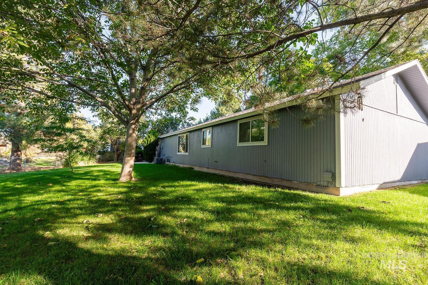 1119 W Holland Ave, Nampa, Idaho 83651, 4 Bedrooms, 1.5 Bathrooms, Residential For Sale, Price $349,900, 98925467