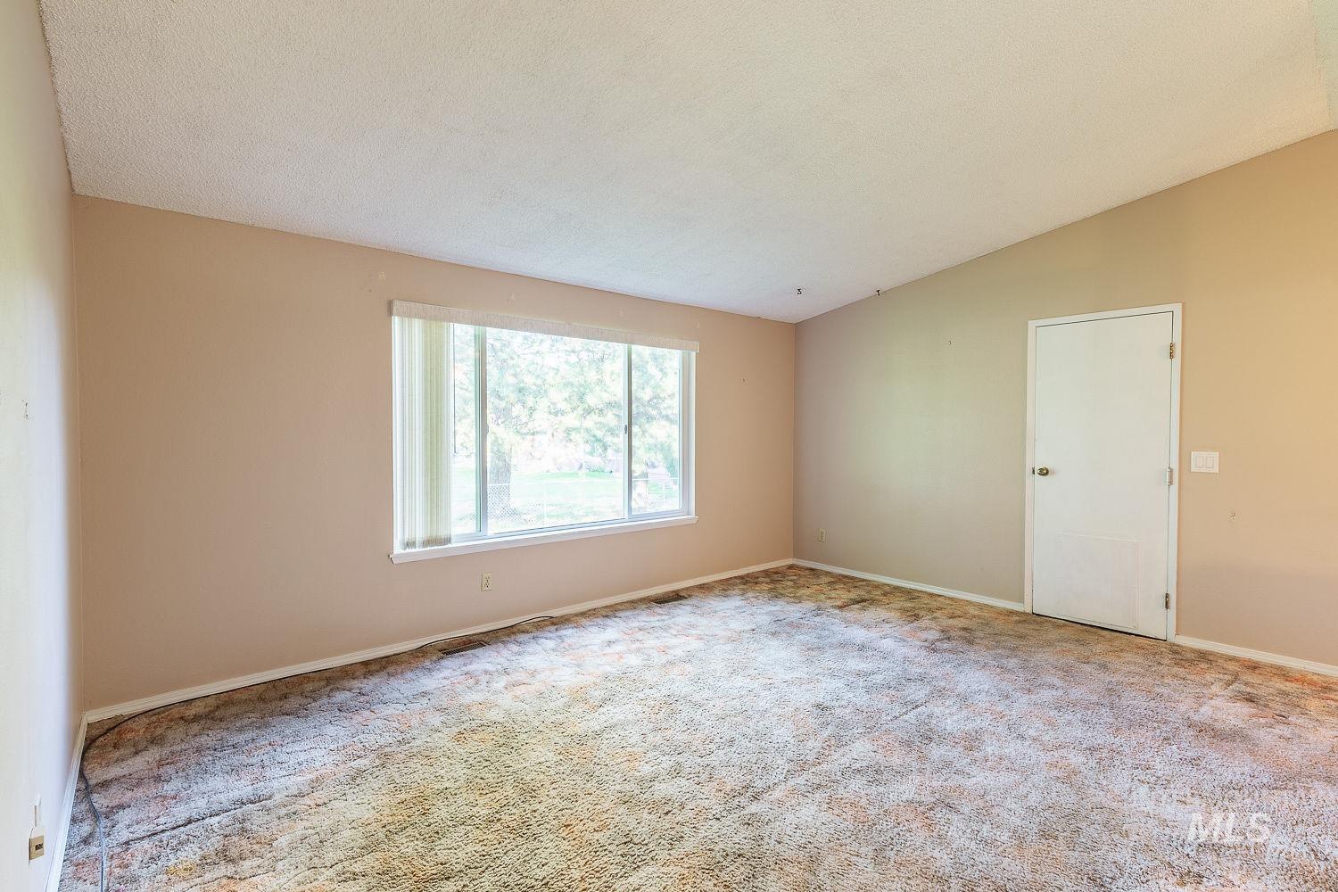 1119 W Holland Ave, Nampa, Idaho 83651, 4 Bedrooms, 1.5 Bathrooms, Residential For Sale, Price $349,900, 98925467