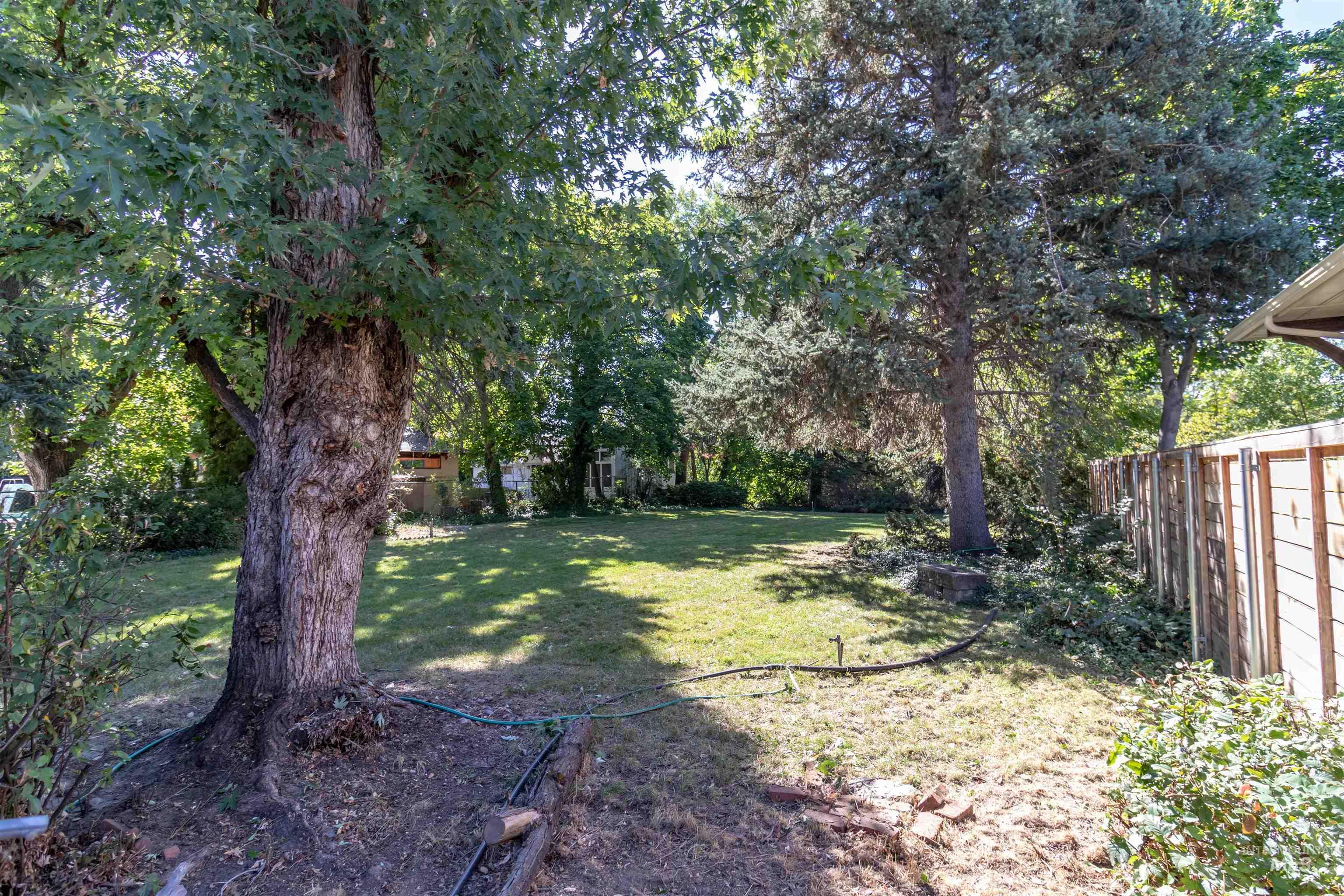 1703 E Warm Springs, Boise, Idaho 83712, 4 Bedrooms, 2 Bathrooms, Residential For Sale, Price $499,000, 98925470