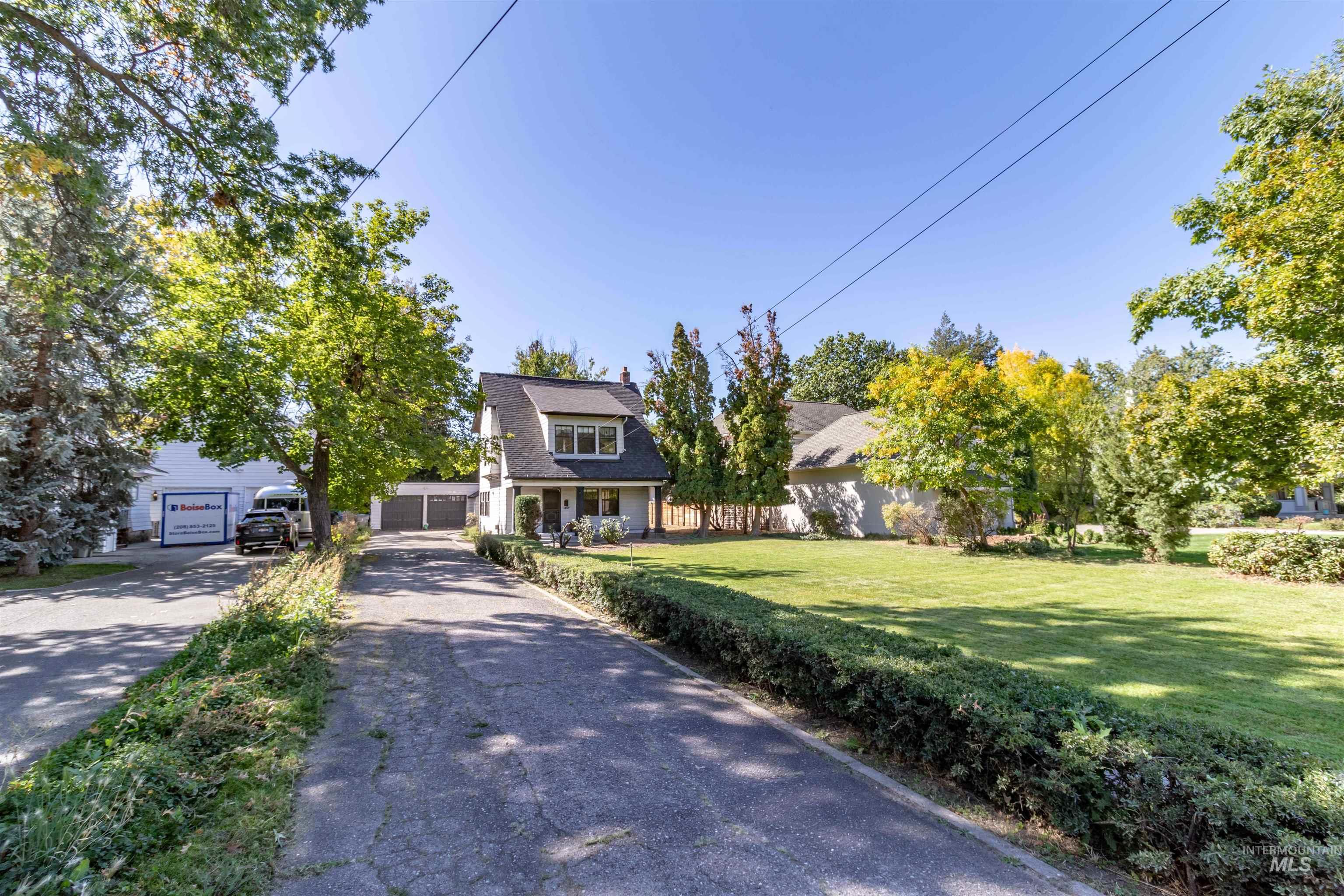 1703 E Warm Springs, Boise, Idaho 83712, 4 Bedrooms, 2 Bathrooms, Residential For Sale, Price $499,000, 98925470