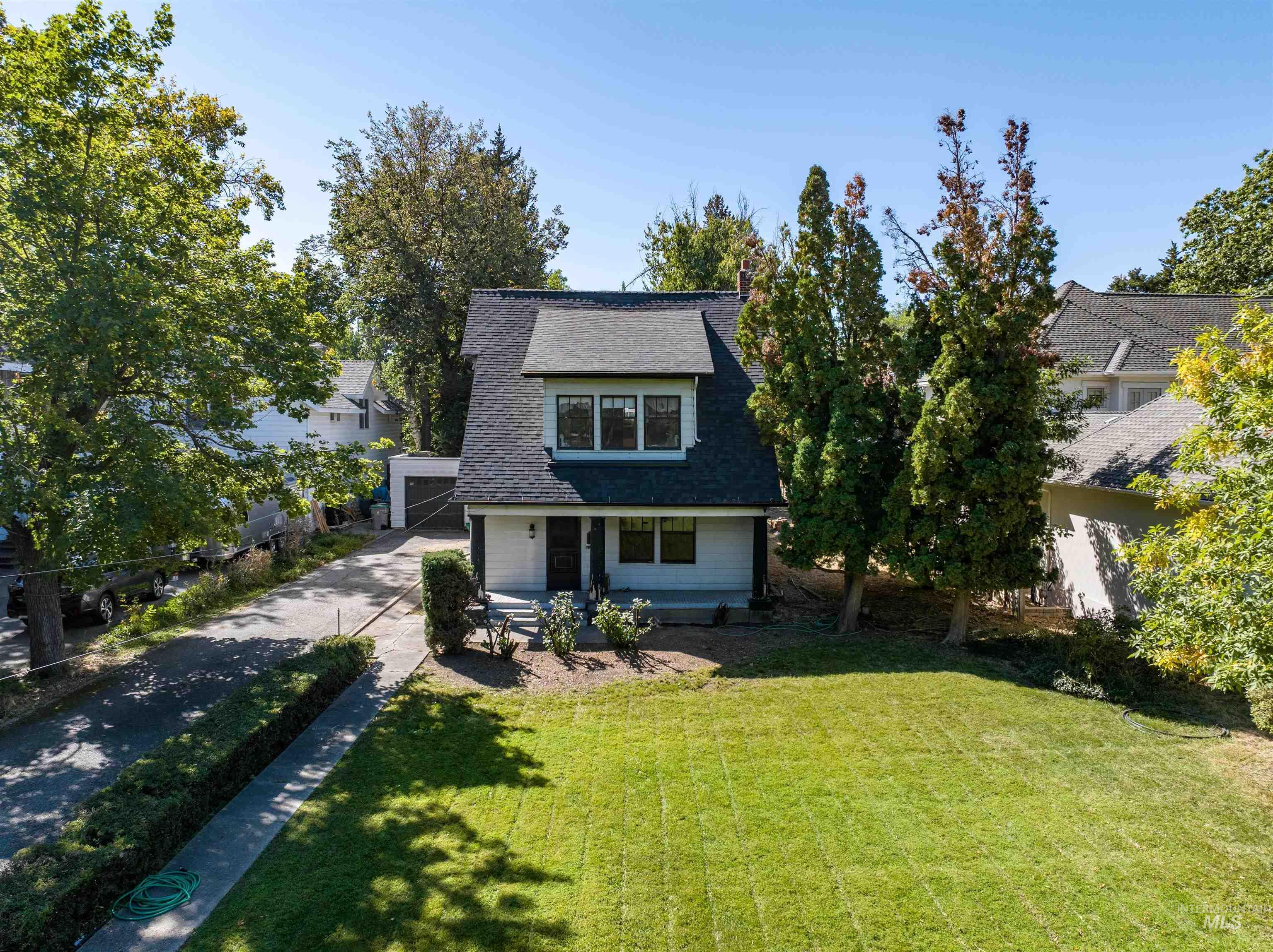 1703 E Warm Springs, Boise, Idaho 83712, 4 Bedrooms, 2 Bathrooms, Residential For Sale, Price $499,000, 98925470