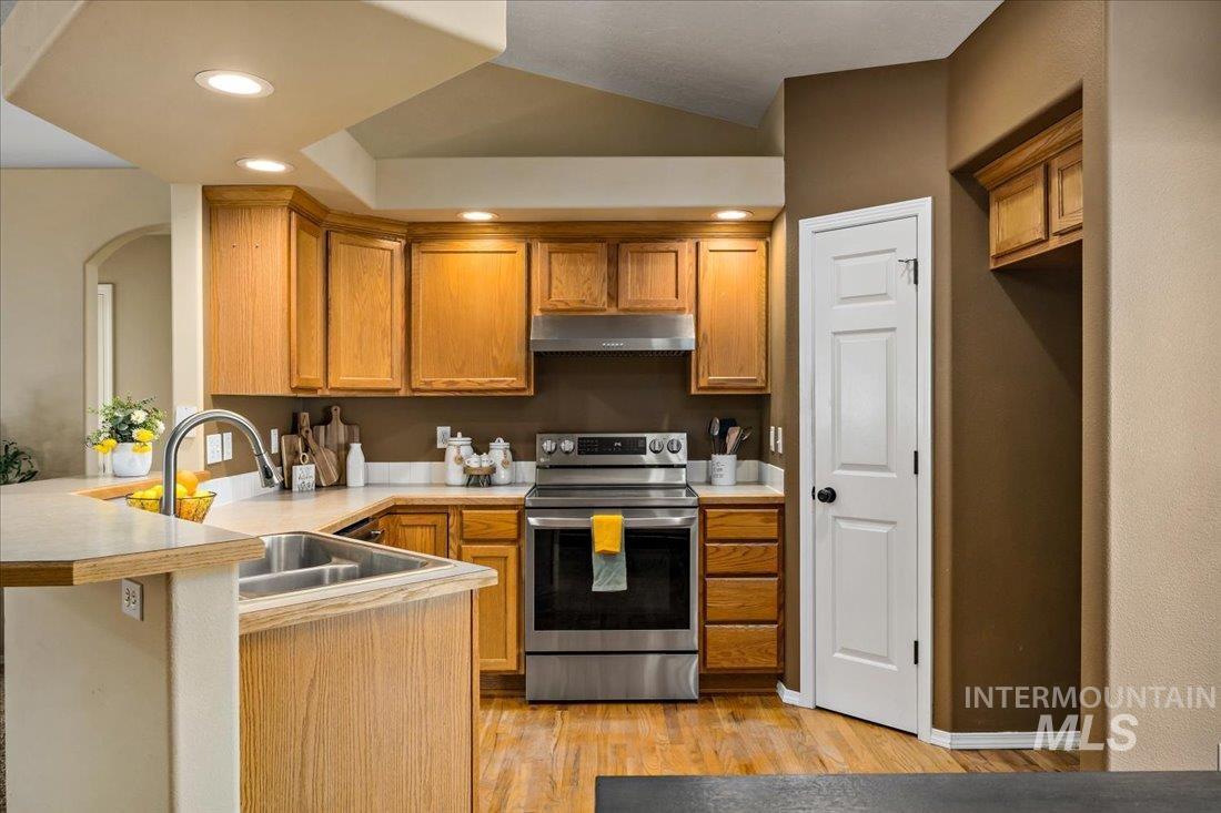 1500 W Blaine Ave, Nampa, Idaho 83651-7678, 3 Bedrooms, 2 Bathrooms, Residential For Sale, Price $350,000, 98925473