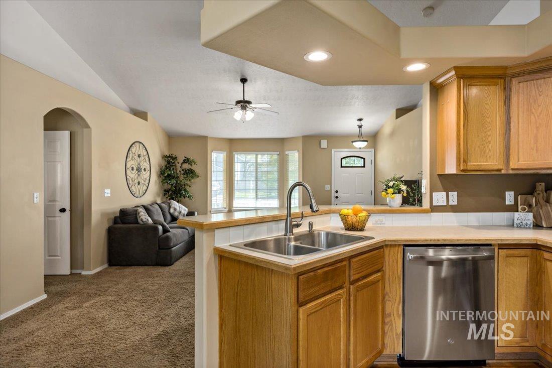 1500 W Blaine Ave, Nampa, Idaho 83651-7678, 3 Bedrooms, 2 Bathrooms, Residential For Sale, Price $350,000, 98925473