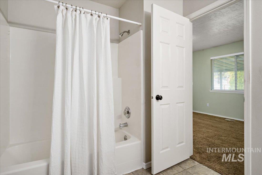 1500 W Blaine Ave, Nampa, Idaho 83651-7678, 3 Bedrooms, 2 Bathrooms, Residential For Sale, Price $350,000, 98925473