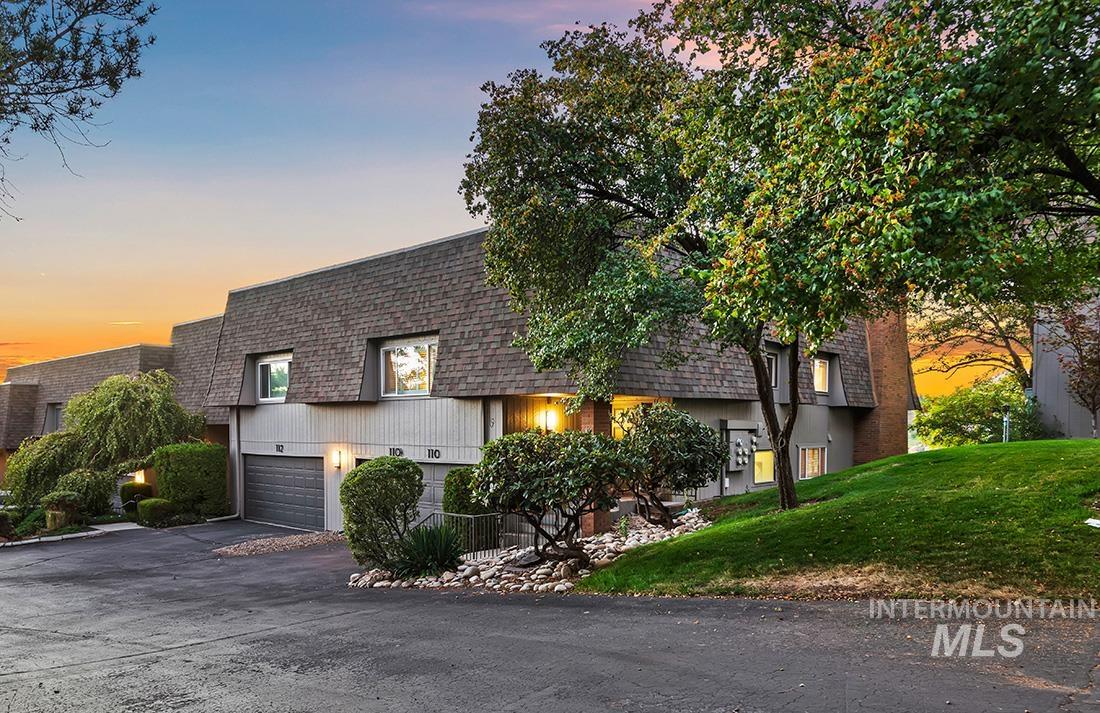 110 W Braemere Rd, Boise, Idaho 83702, 2 Bedrooms, 2 Bathrooms, Residential For Sale, Price $650,000, 98925474
