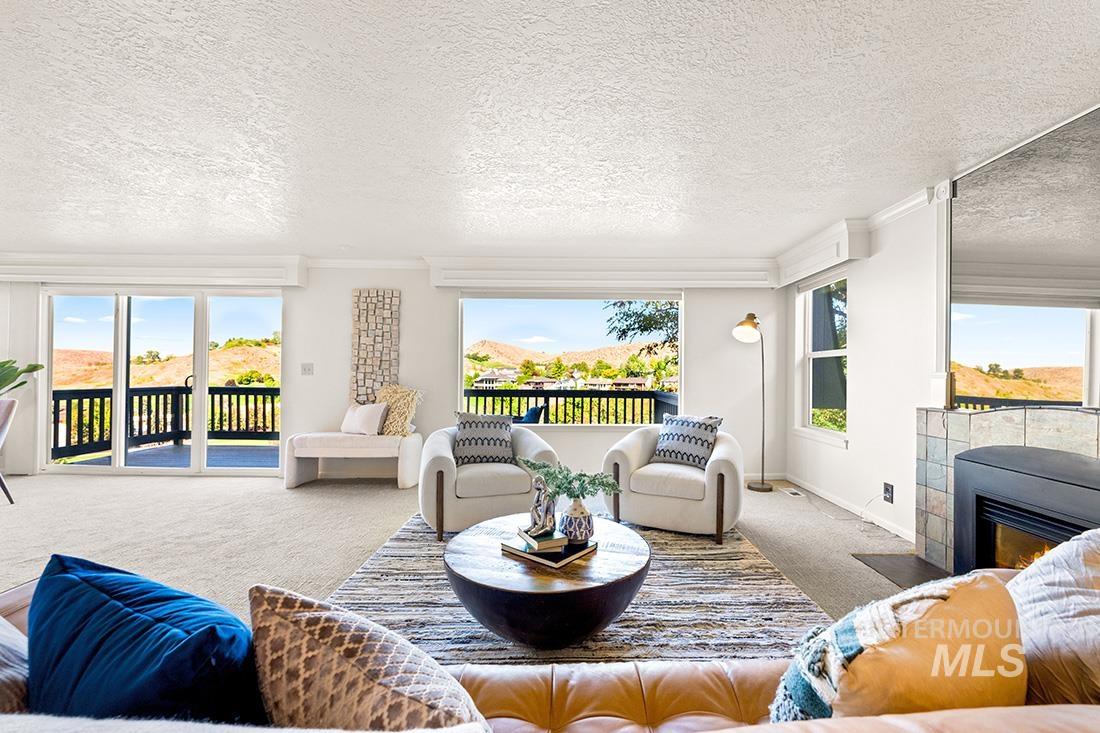 110 W Braemere Rd, Boise, Idaho 83702, 2 Bedrooms, 2 Bathrooms, Residential For Sale, Price $650,000, 98925474