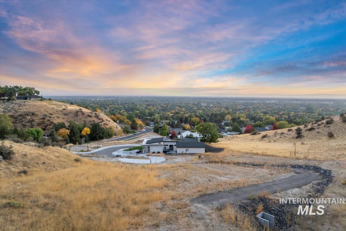 5513 N Polecat Lofts Ln, Boise, Idaho 83703, 3 Bedrooms, 2.5 Bathrooms, Residential For Sale, Price $1,499,900,MLS 98925477