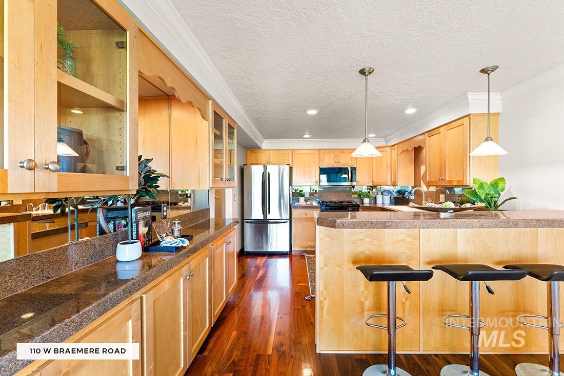 110 & 110 W Braemere Rd, Boise, Idaho 83702, 2 Bedrooms, 2 Bathrooms, Residential Income For Sale, Price $1,088,000, 98925478