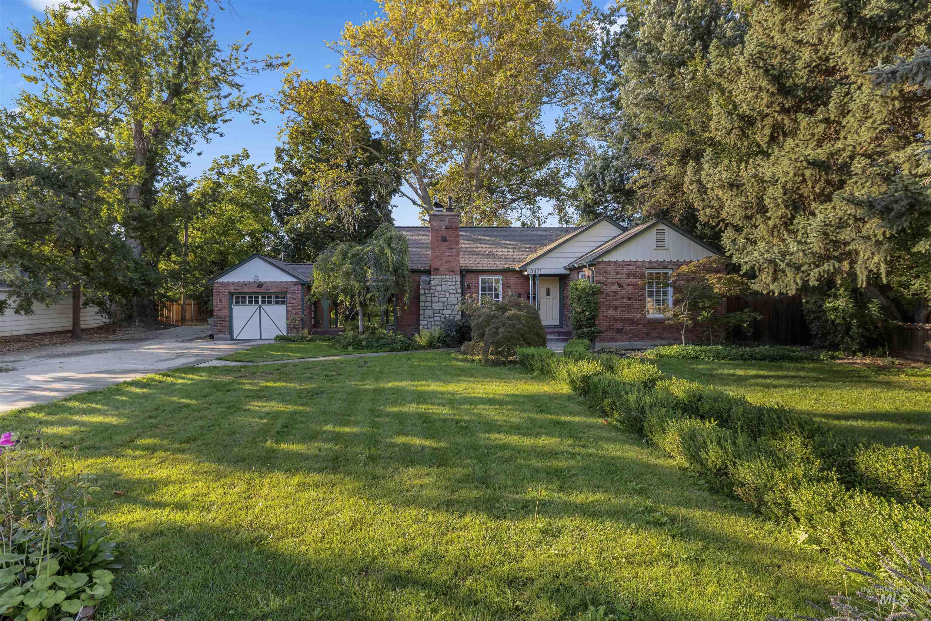 3421 W Rose Hill St., Boise, Idaho 83705, 3 Bedrooms, 2 Bathrooms, Residential For Sale, Price $640,000, 98925479