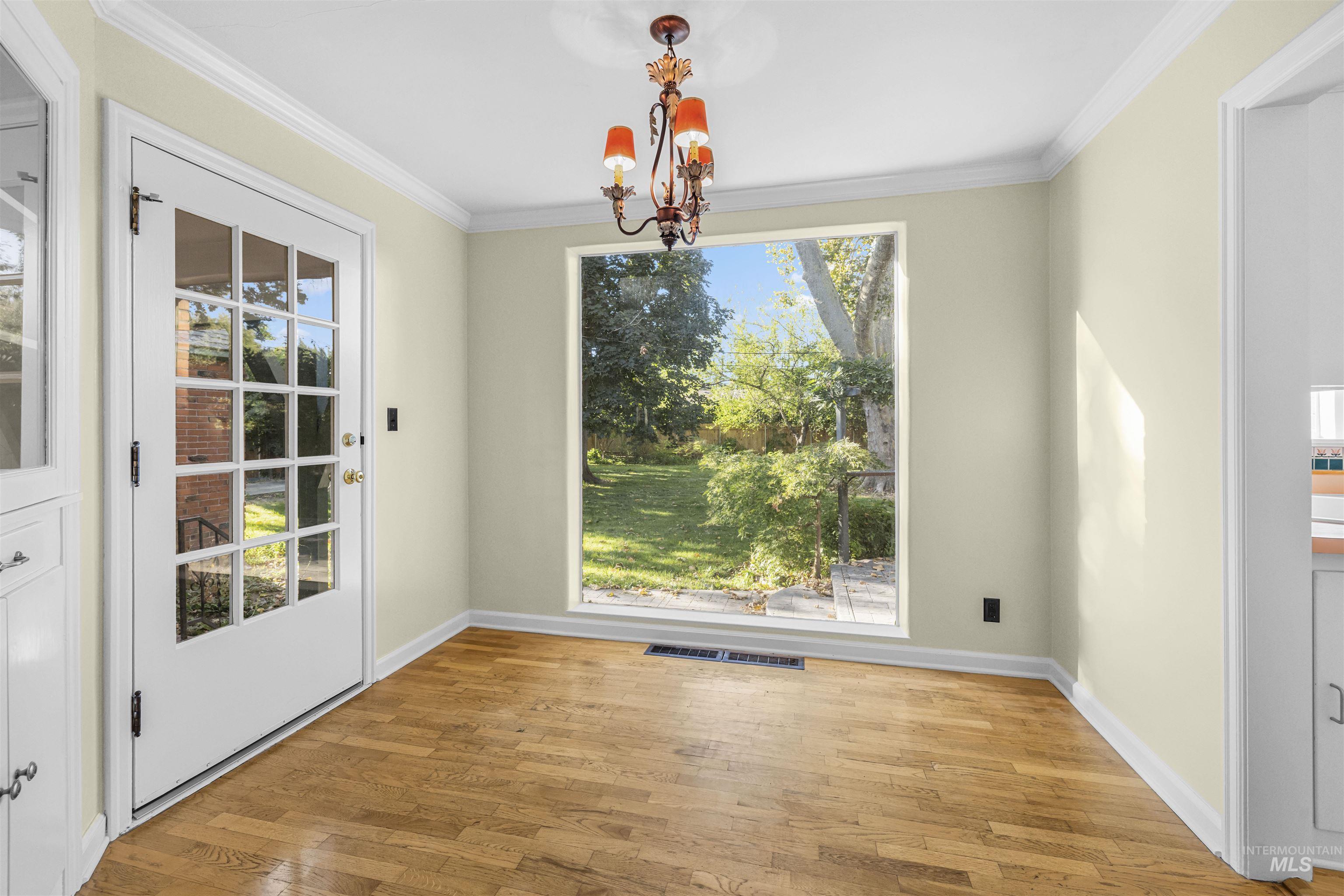 3421 W Rose Hill St., Boise, Idaho 83705, 3 Bedrooms, 2 Bathrooms, Residential For Sale, Price $640,000, 98925479