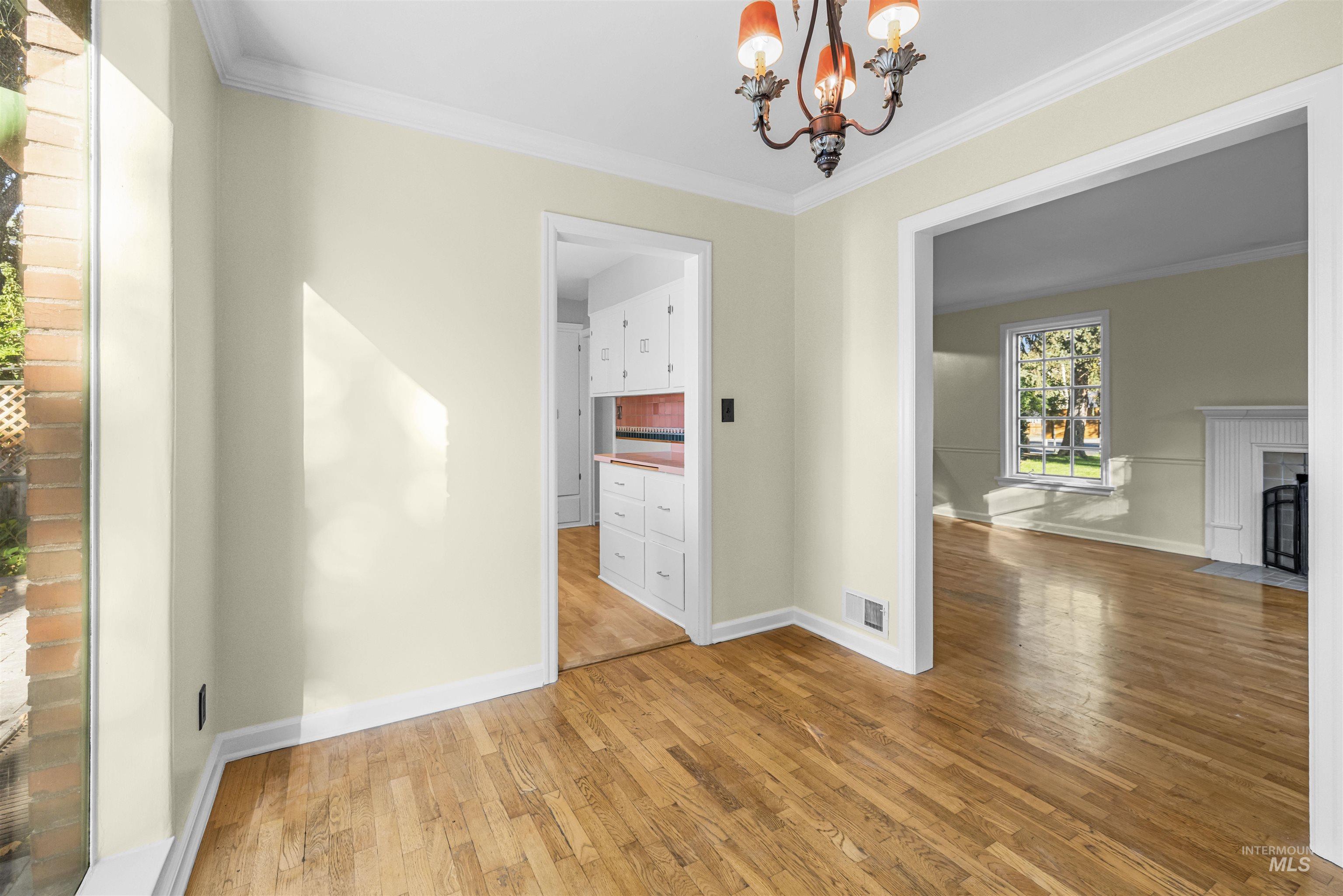 3421 W Rose Hill St., Boise, Idaho 83705, 3 Bedrooms, 2 Bathrooms, Residential For Sale, Price $640,000, 98925479