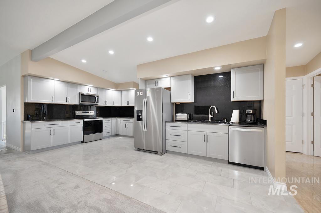1221 7th Street, Clarkston, Washington 99403, 5 Bedrooms, 3.5 Bathrooms, Residential For Sale, Price $550,000, 98925480