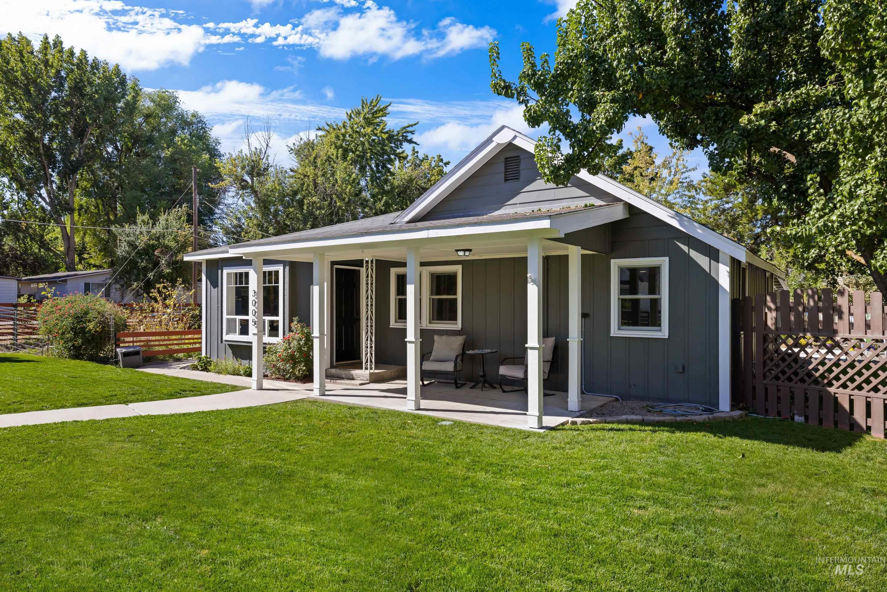 3005 N 28th, Boise, Idaho 83703, 2 Bedrooms, 1 Bathroom, Residential For Sale, Price $465,000, 98925481