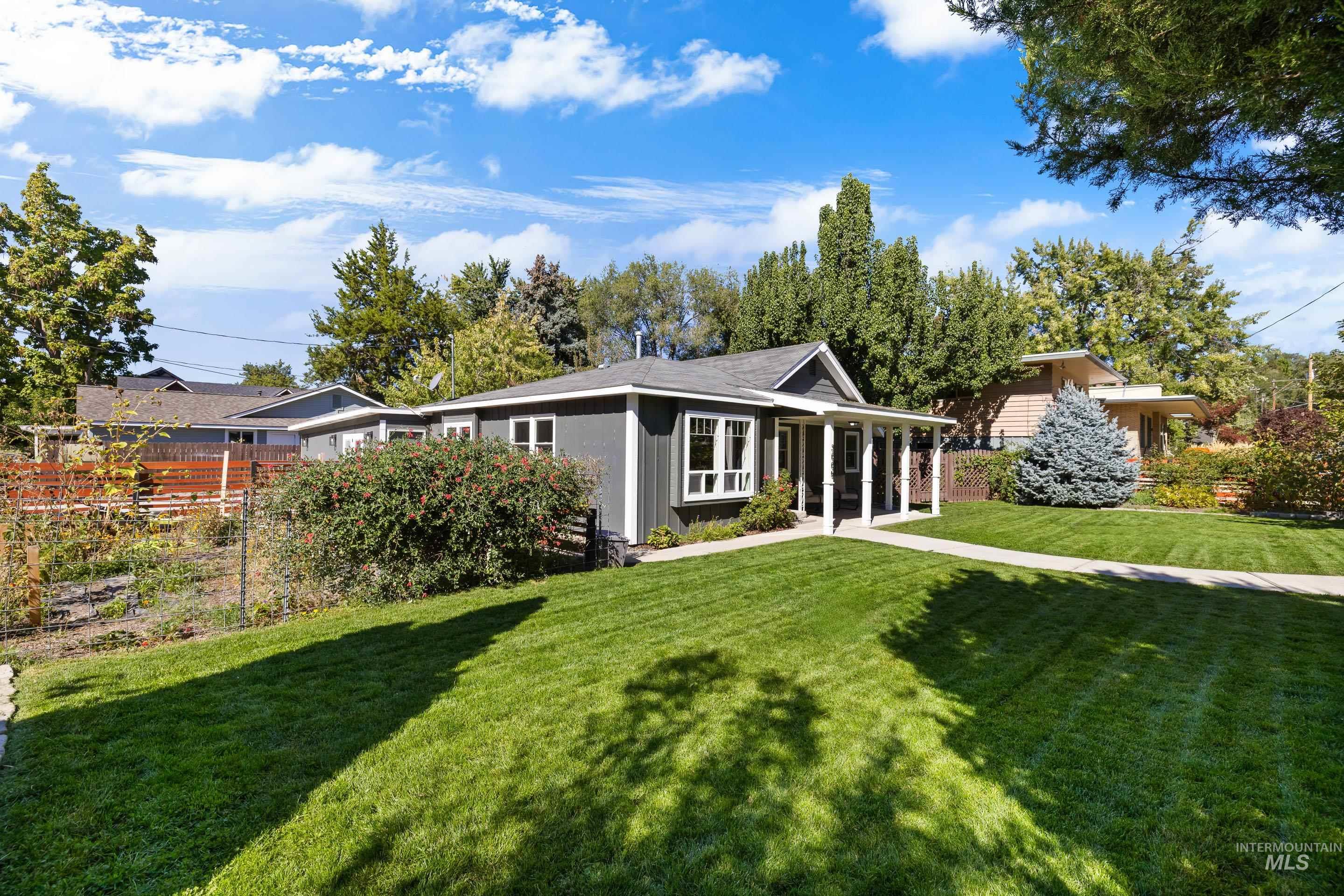 3005 N 28th, Boise, Idaho 83703, 2 Bedrooms, 1 Bathroom, Residential For Sale, Price $465,000, 98925481