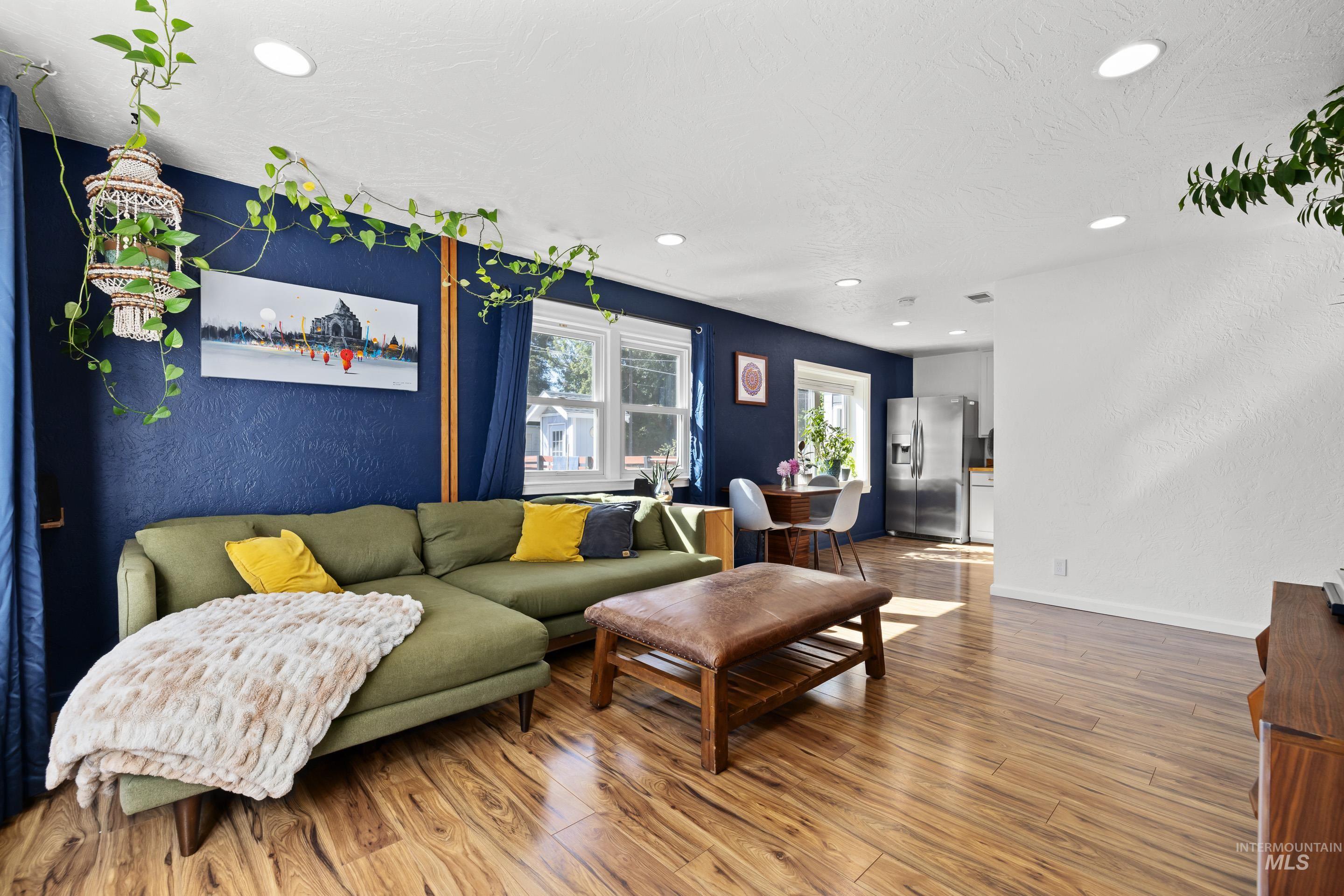 3005 N 28th, Boise, Idaho 83703, 2 Bedrooms, 1 Bathroom, Residential For Sale, Price $465,000, 98925481