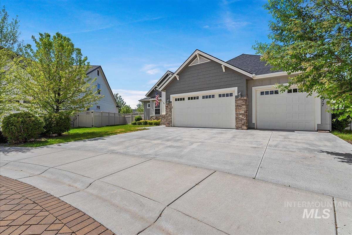 4577 N Comiso Place, Meridian, Idaho 83646, 4 Bedrooms, 2.5 Bathrooms, Residential For Sale, Price $674,900, 98925483